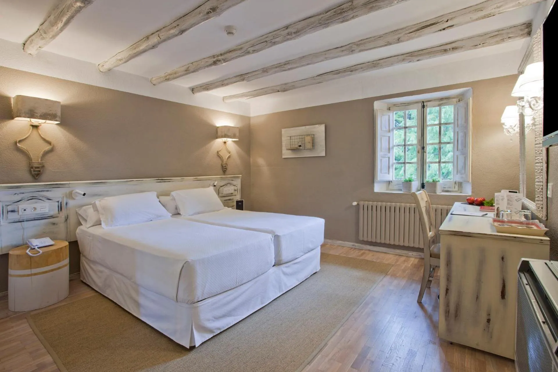 Bed in Hotel Luze El Toro