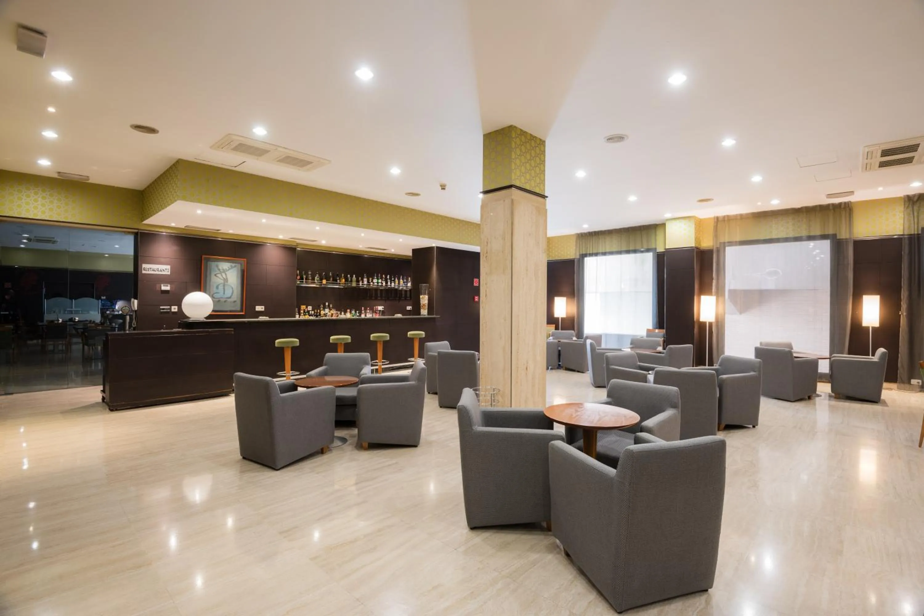 Lounge or bar in Hotel Ciudad de Valladolid