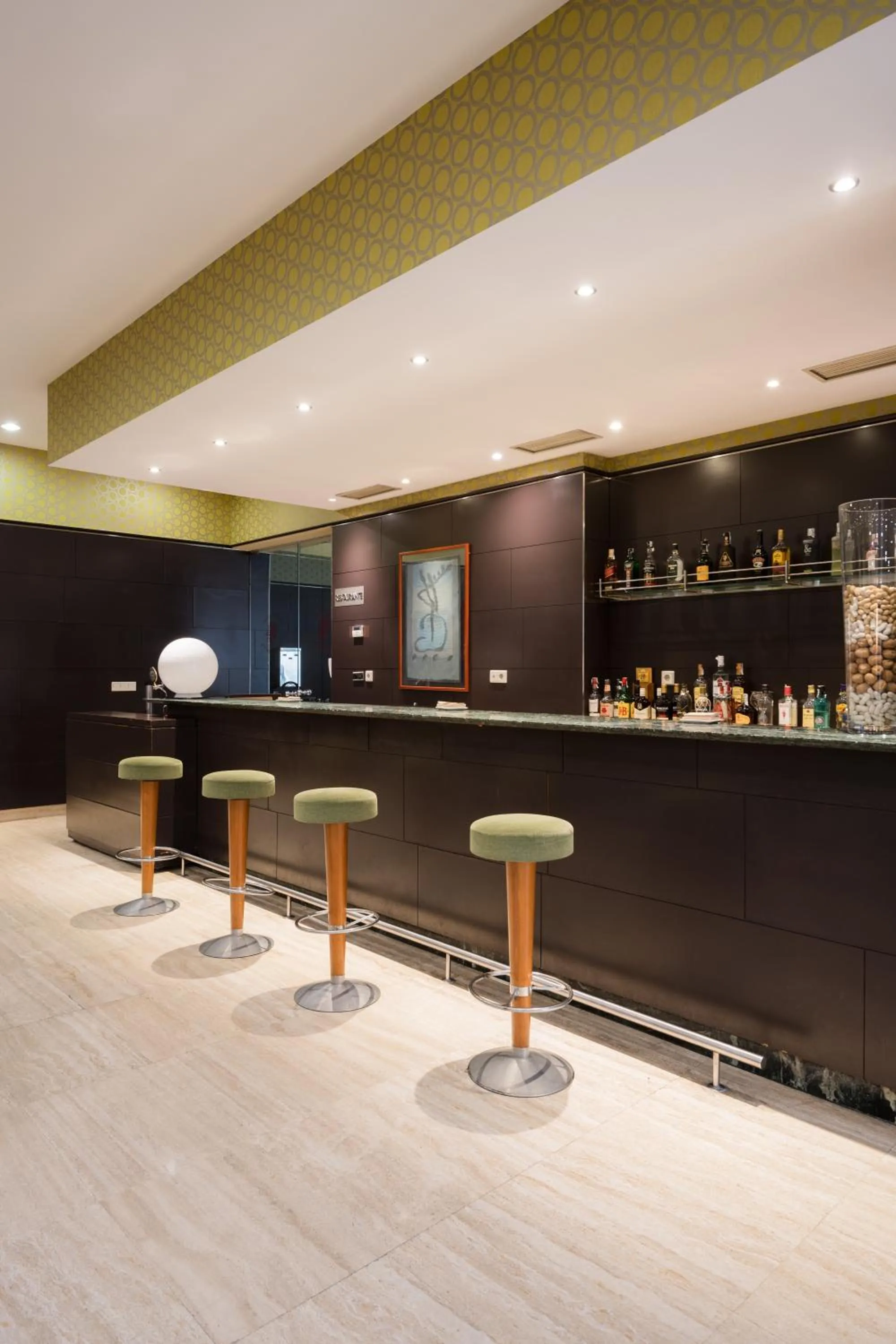 Lounge or bar in Hotel Ciudad de Valladolid