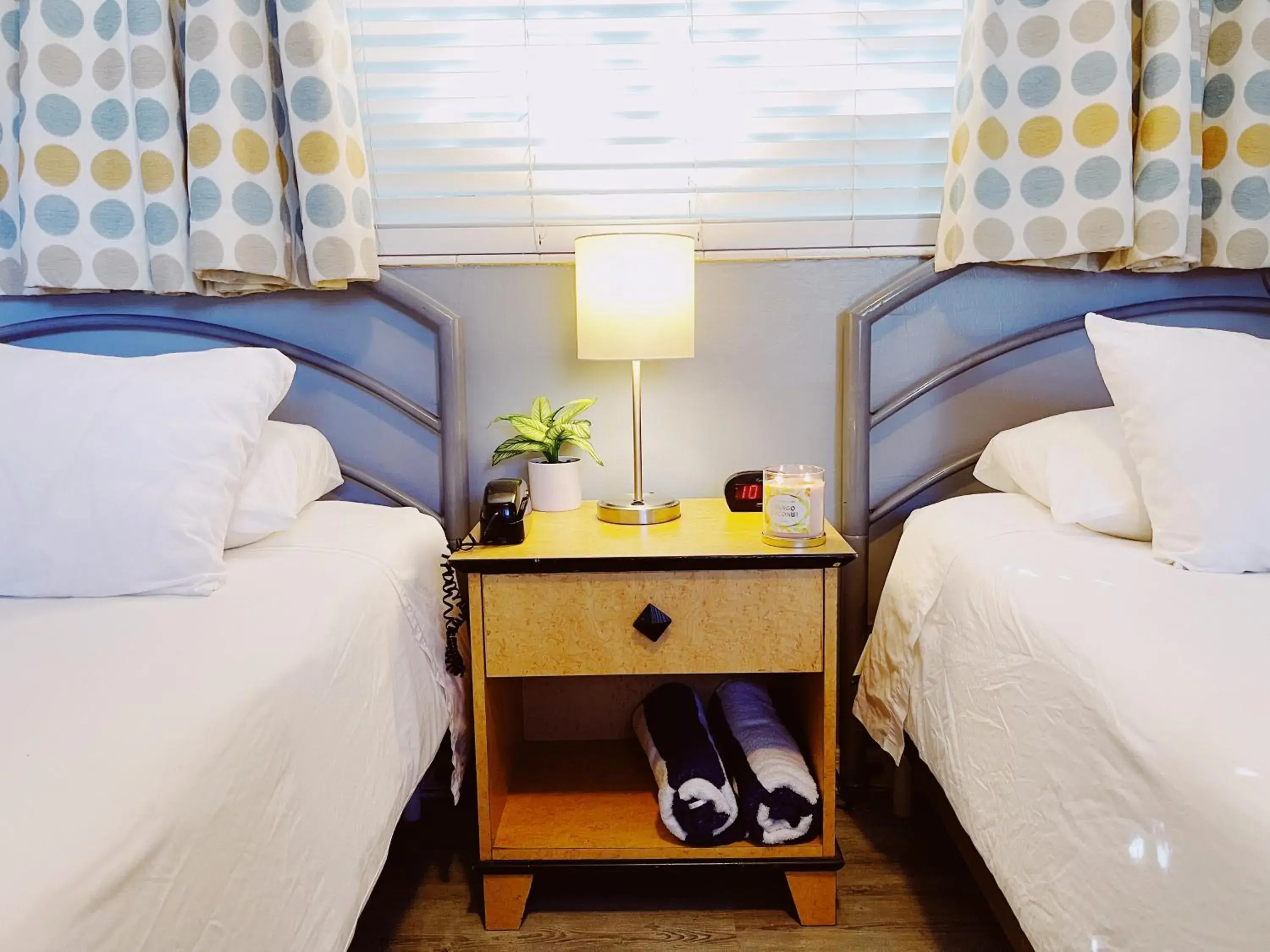 Standard Two Double Beds Studio in Great Escape Apartments By Lowkl Standard Two Double Beds Studio in Great Escape Apartments By Lowkl