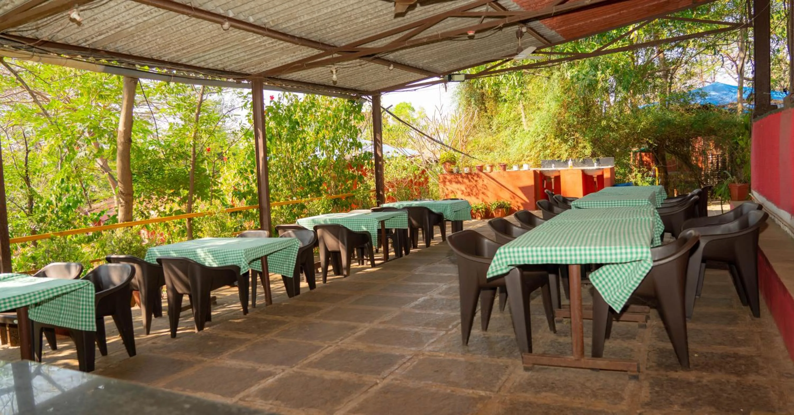 Restaurant/places to eat in Wild Camp- The Nature Resort