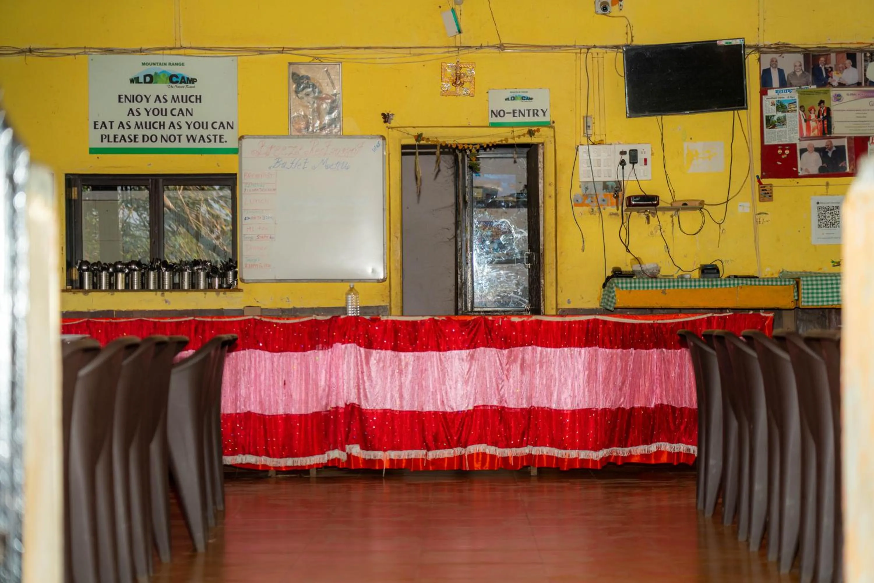 Restaurant/places to eat in Wild Camp- The Nature Resort