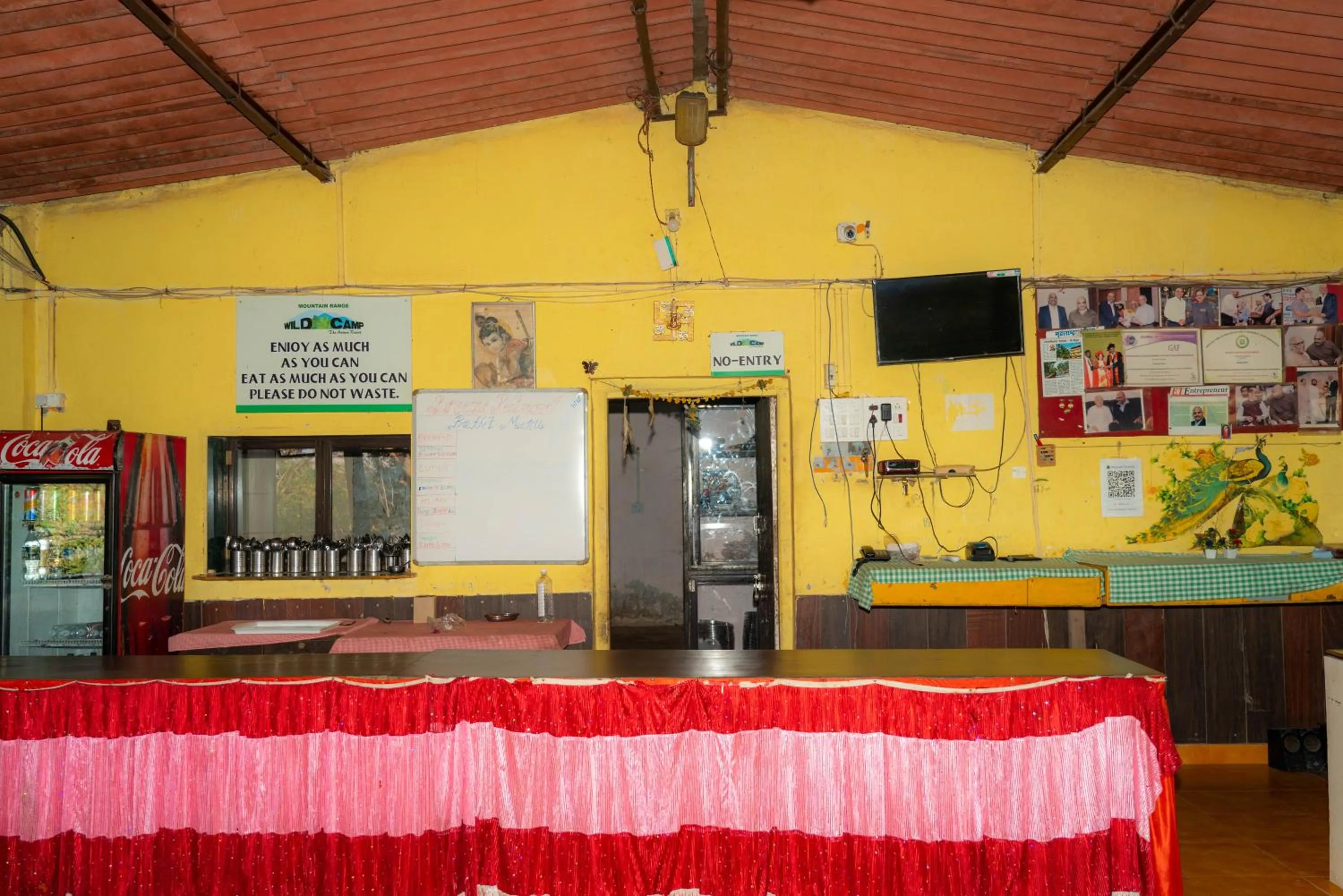 Restaurant/places to eat in Wild Camp- The Nature Resort