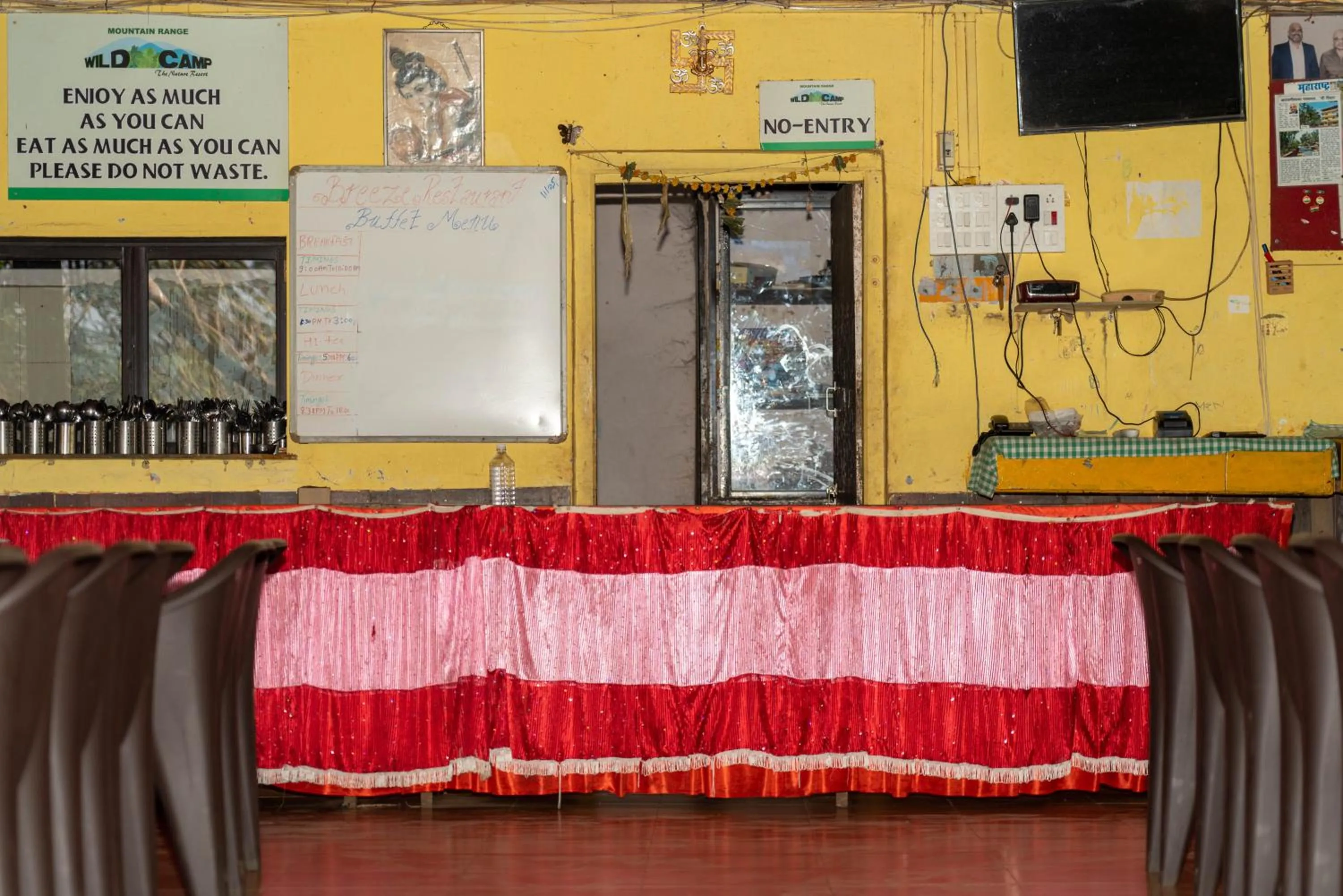 Restaurant/places to eat in Wild Camp- The Nature Resort