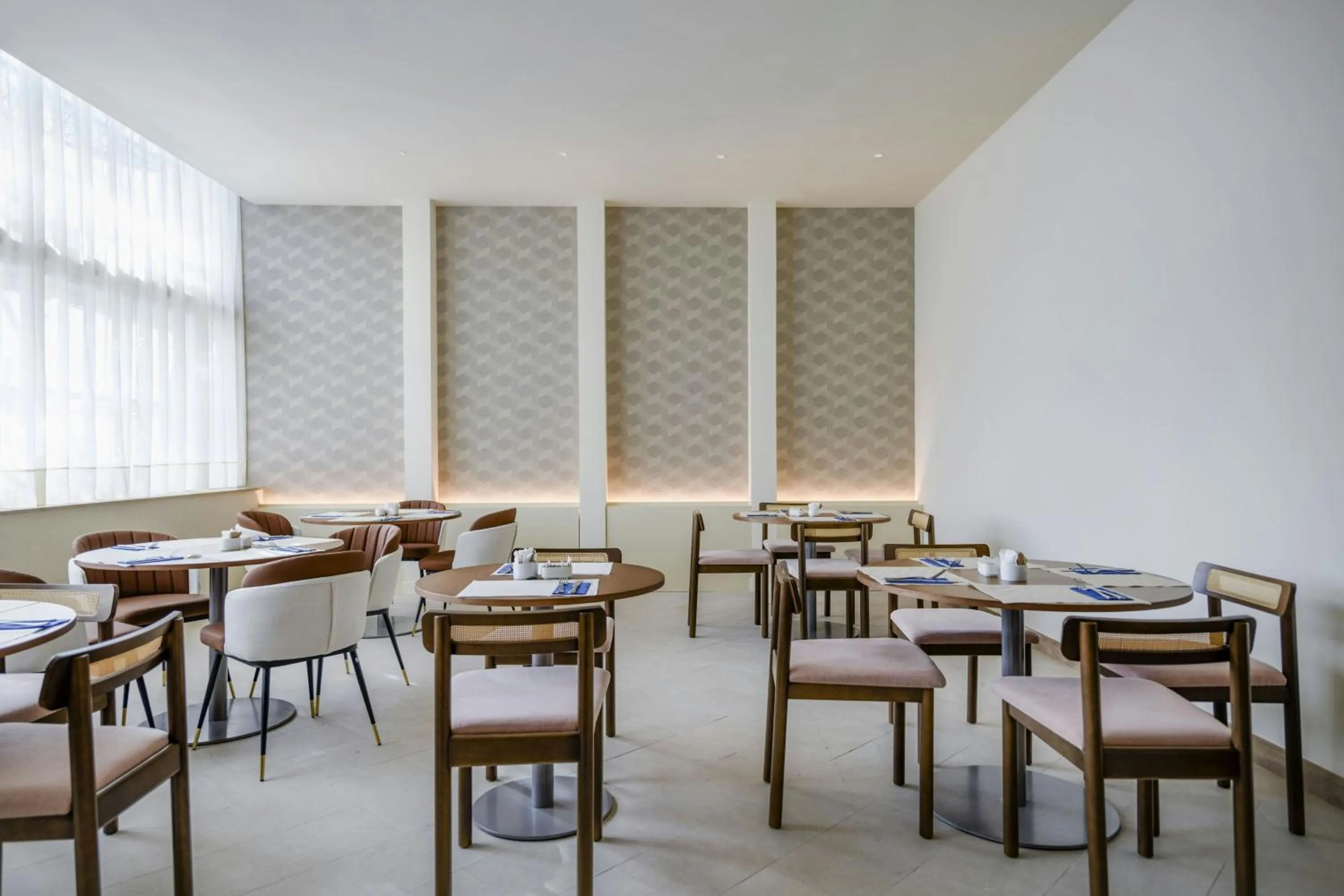 Meeting/conference room in Madrid Marriott Hotel Princesa Plaza