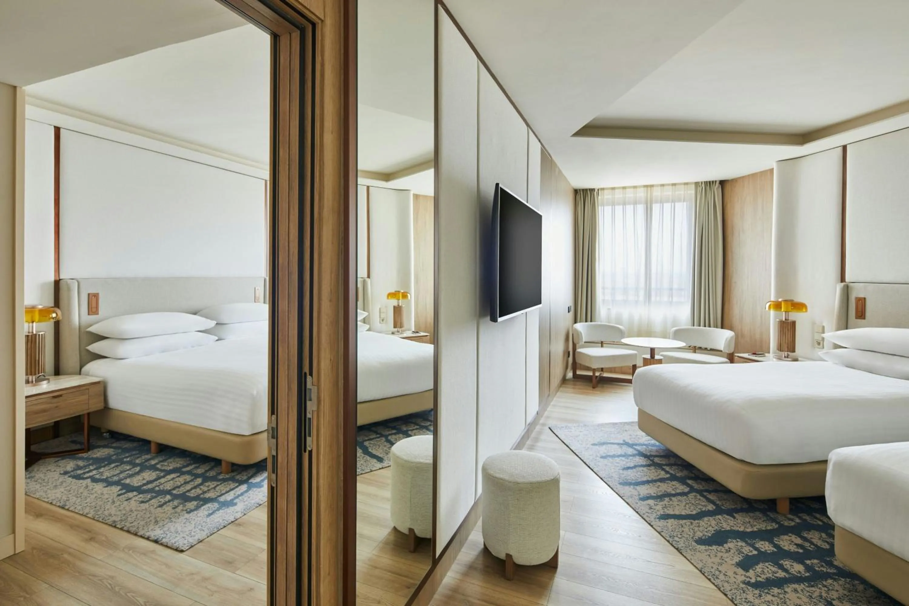 Photo of the whole room, Bed in Madrid Marriott Hotel Princesa Plaza