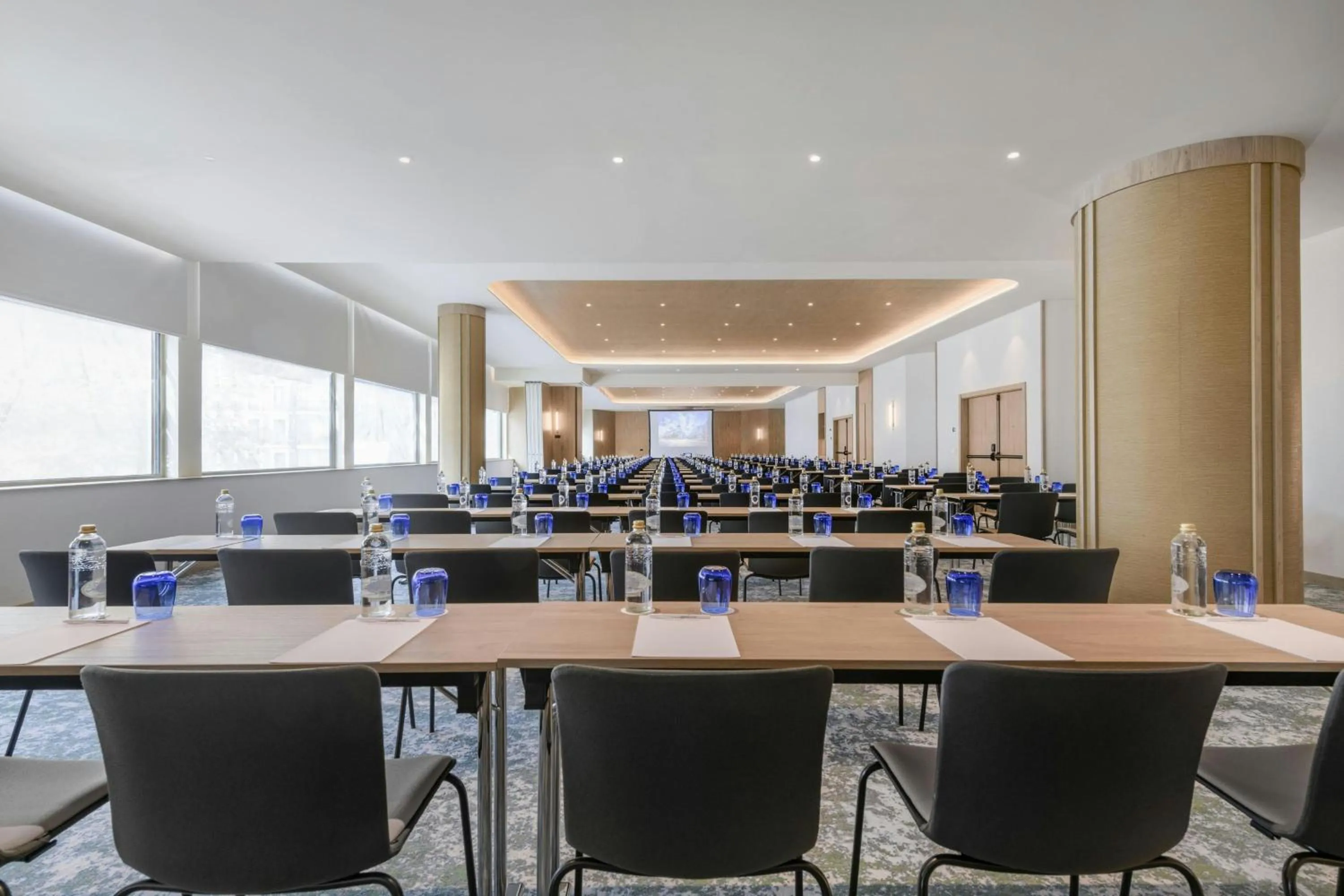 Meeting/conference room in Madrid Marriott Hotel Princesa Plaza