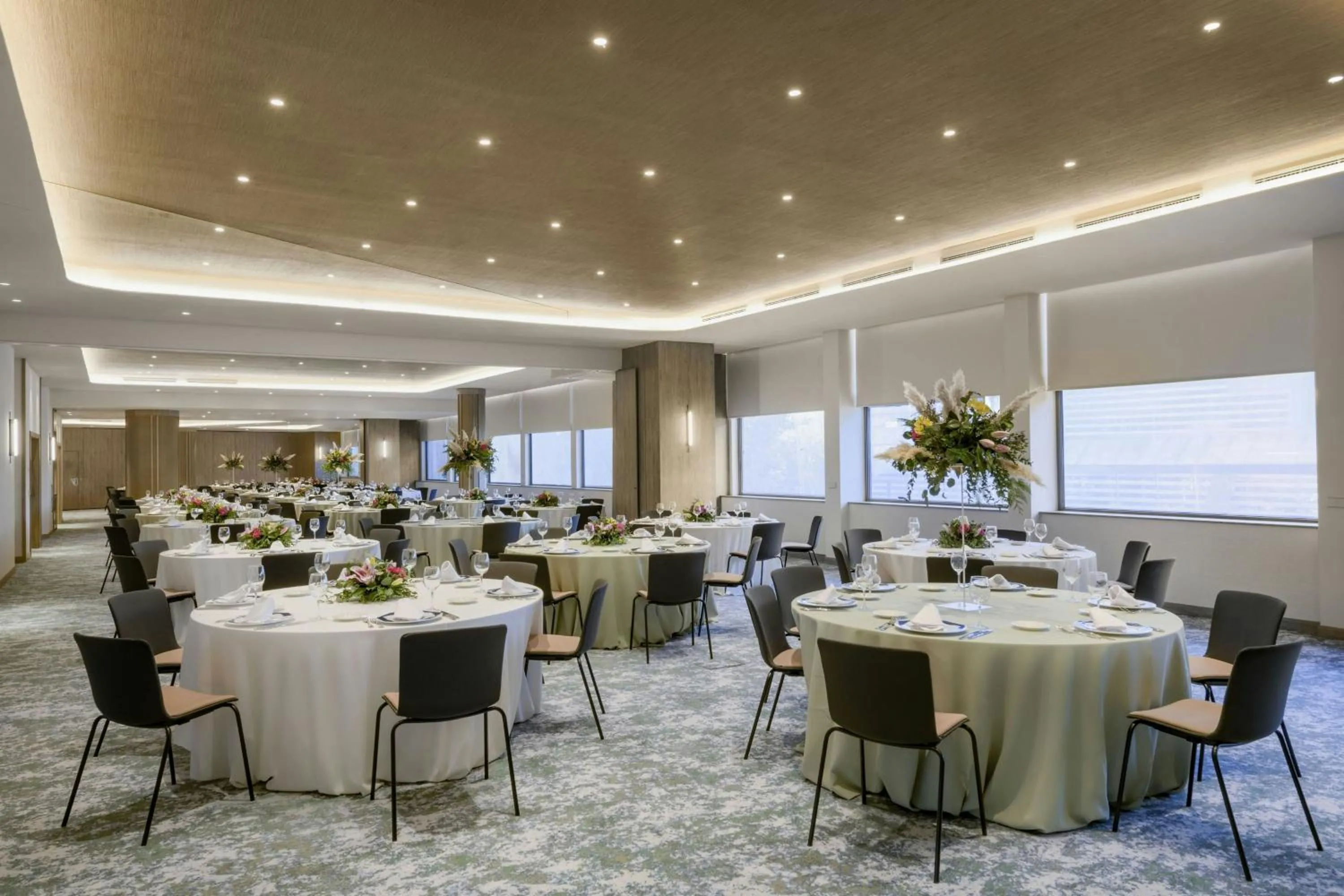 Meeting/conference room in Madrid Marriott Hotel Princesa Plaza