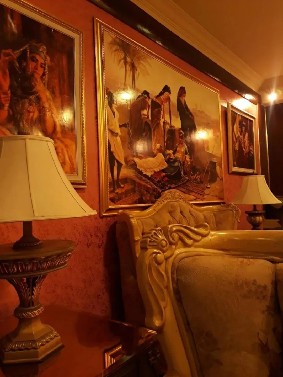 Living room in Hotel Les Ambassadeurs