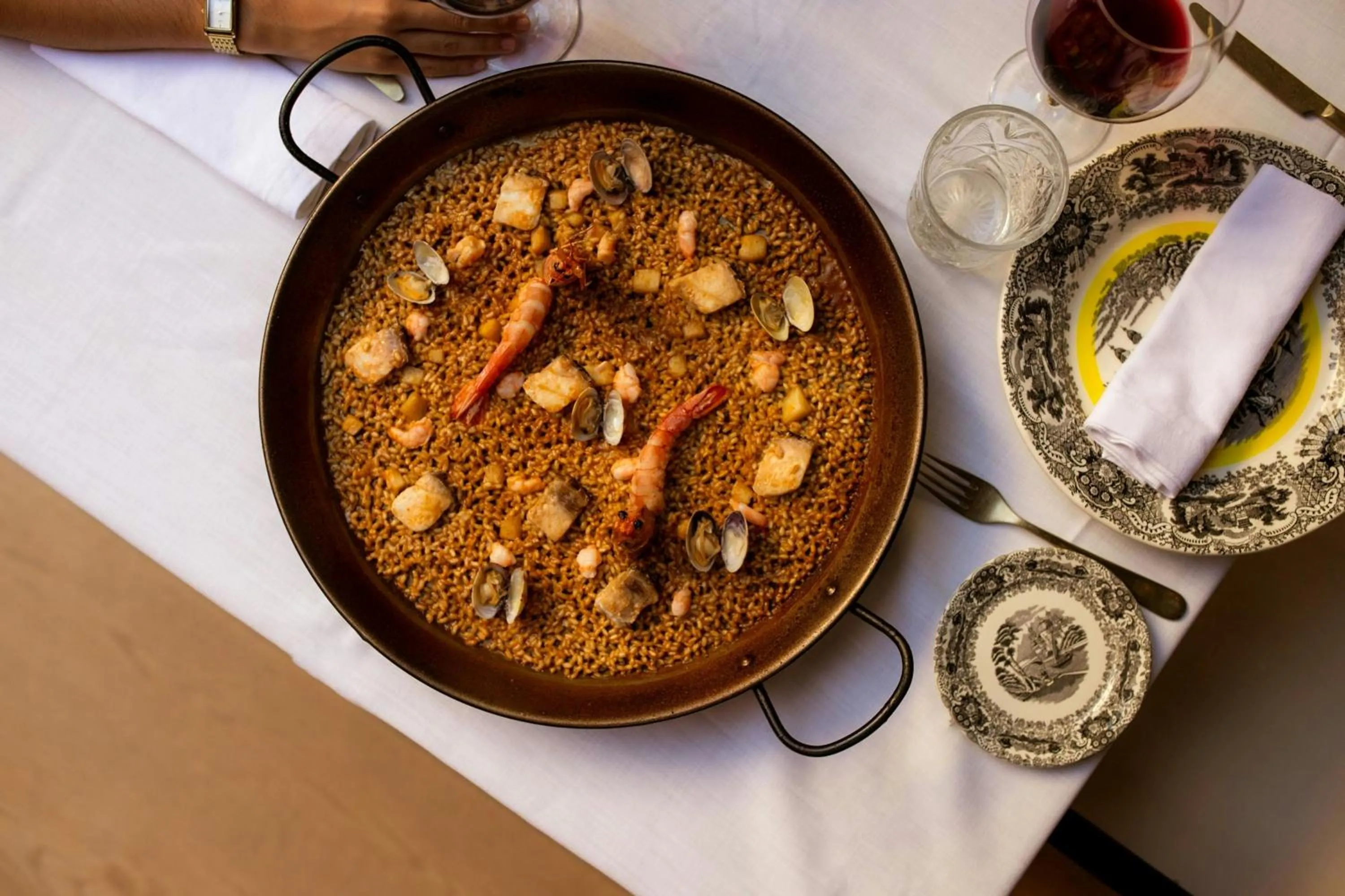 Restaurant/places to eat in Los Seises Sevilla, a Tribute Portfolio Hotel