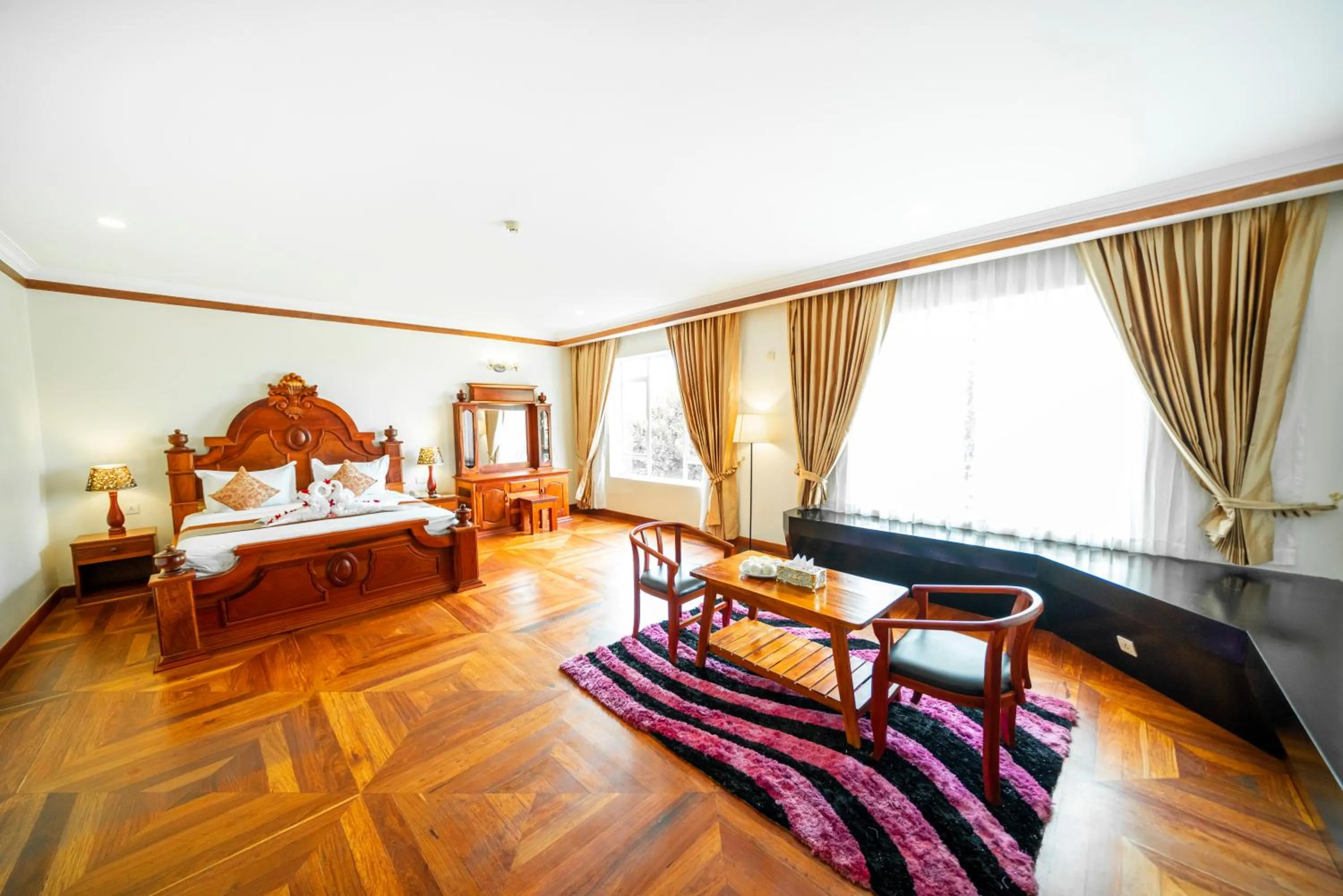 Seating area, Bed in Pursat Riverside Hotel & Spa