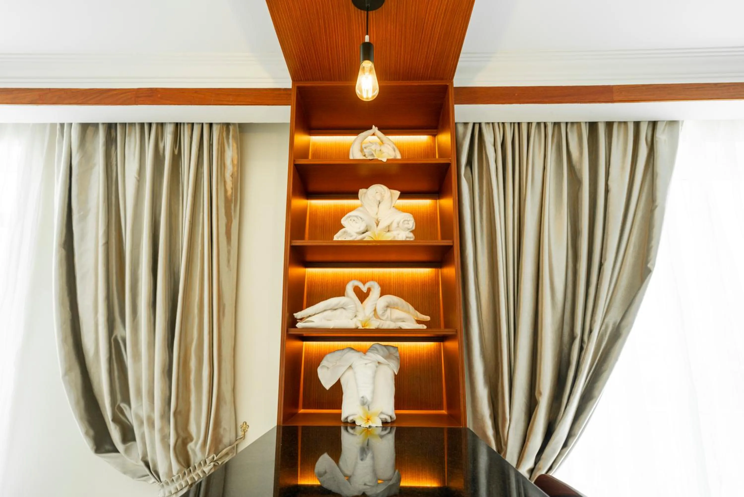 Property building in Pursat Riverside Hotel & Spa