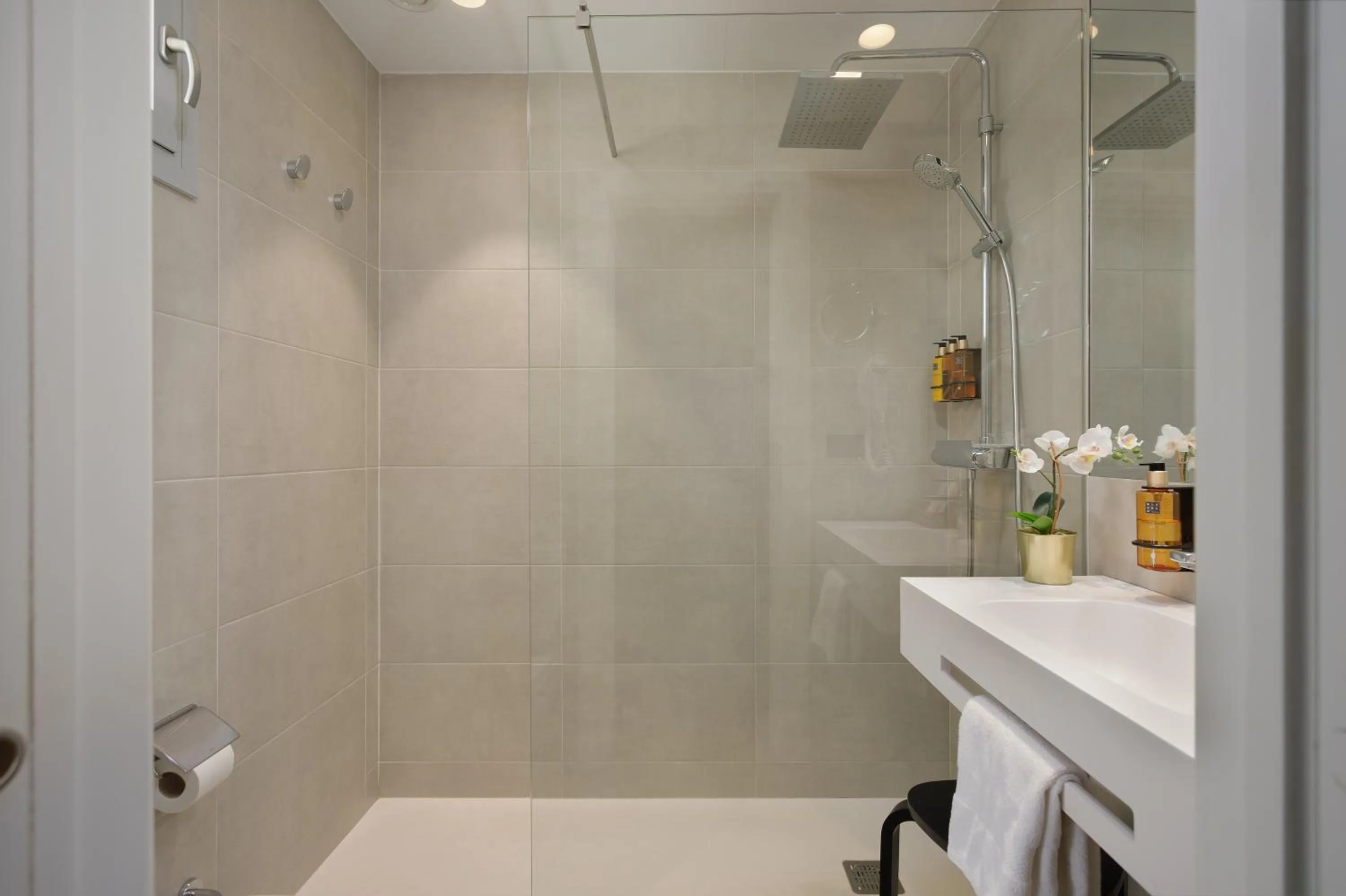 Bathroom in Hotel Costabella