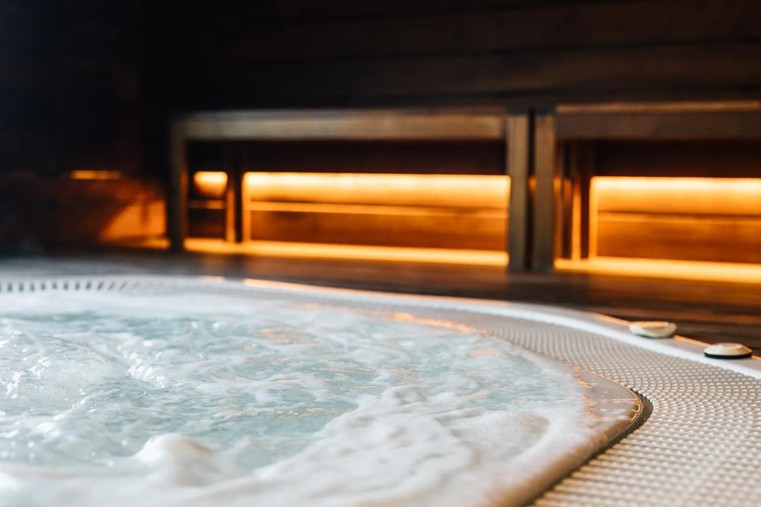 Hot Tub in Hotel Costabella