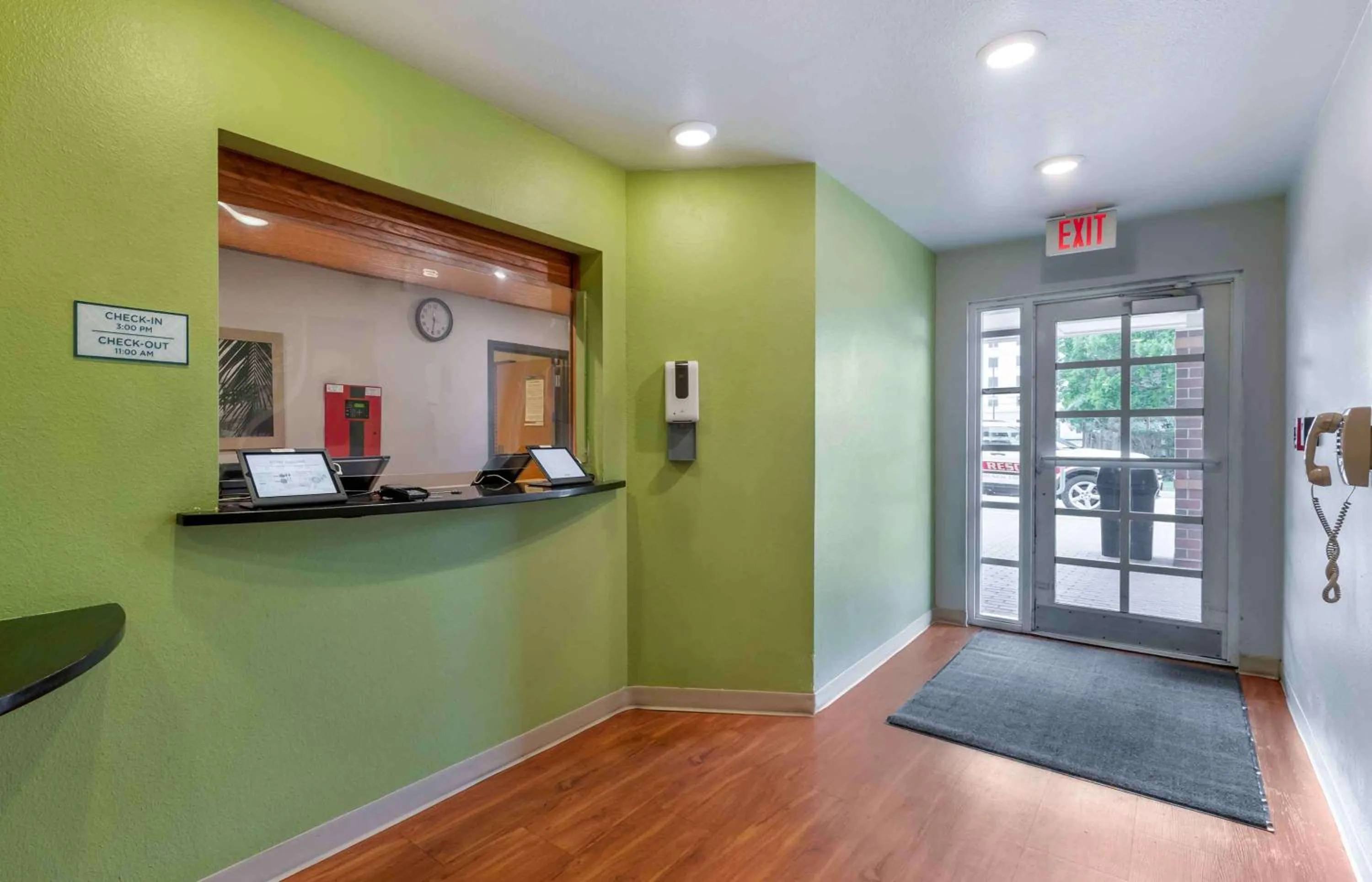 Lobby or reception in Extended Stay America Select Suites - Lake Worth