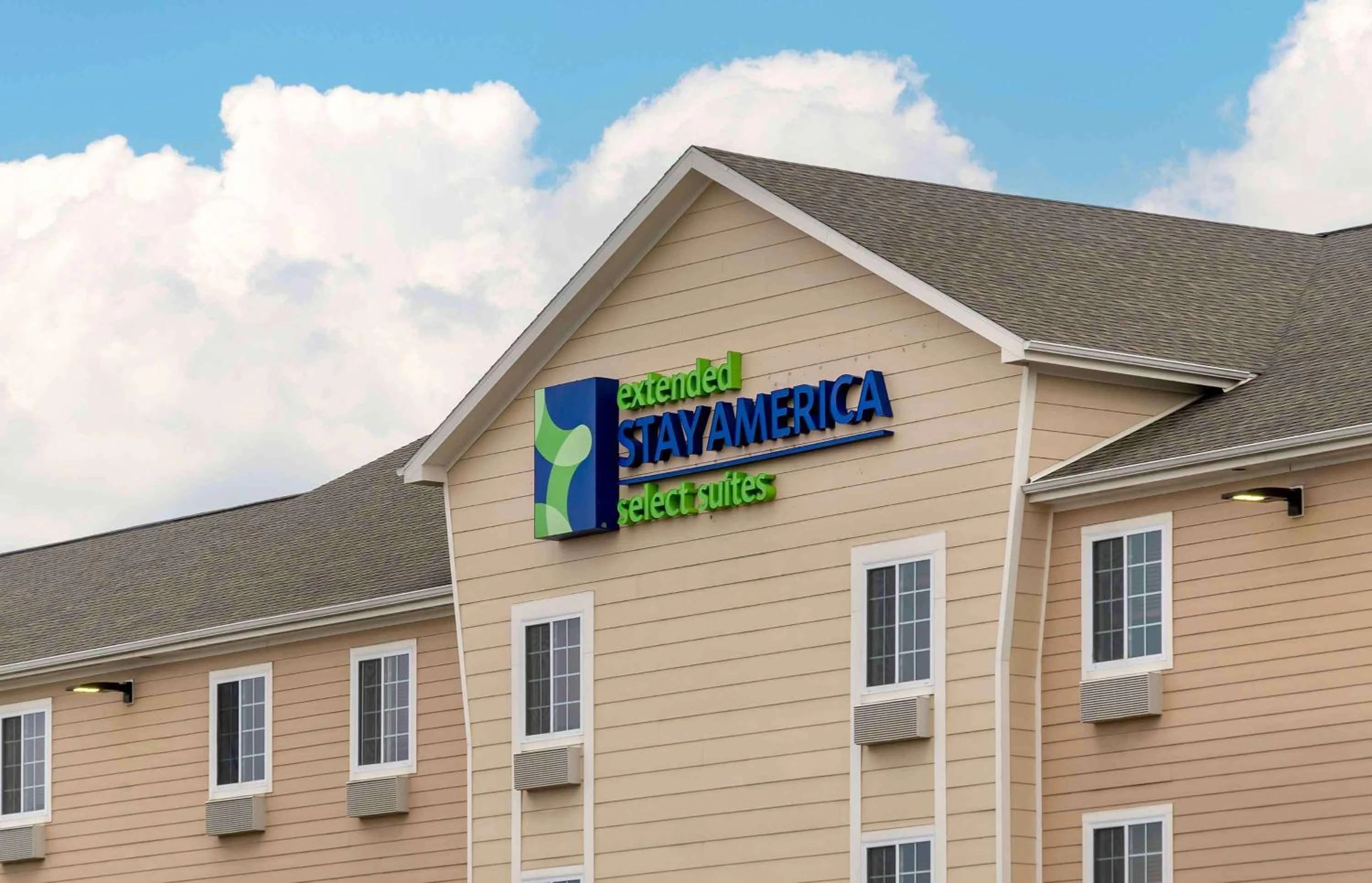 Property building in Extended Stay America Select Suites - Grand Rapids - Wyoming