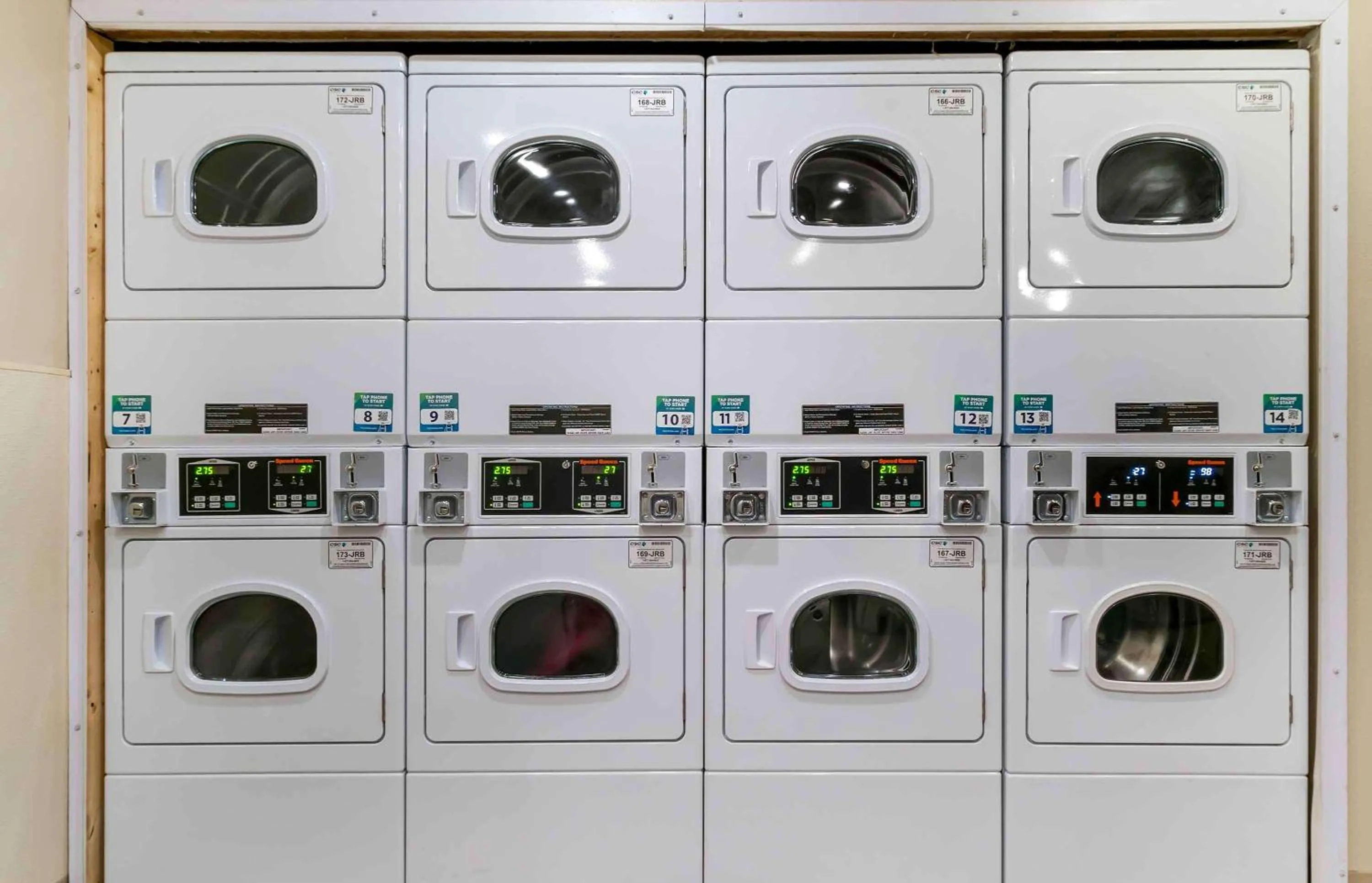 Property building in Extended Stay America Select Suites - Grand Rapids - Wyoming