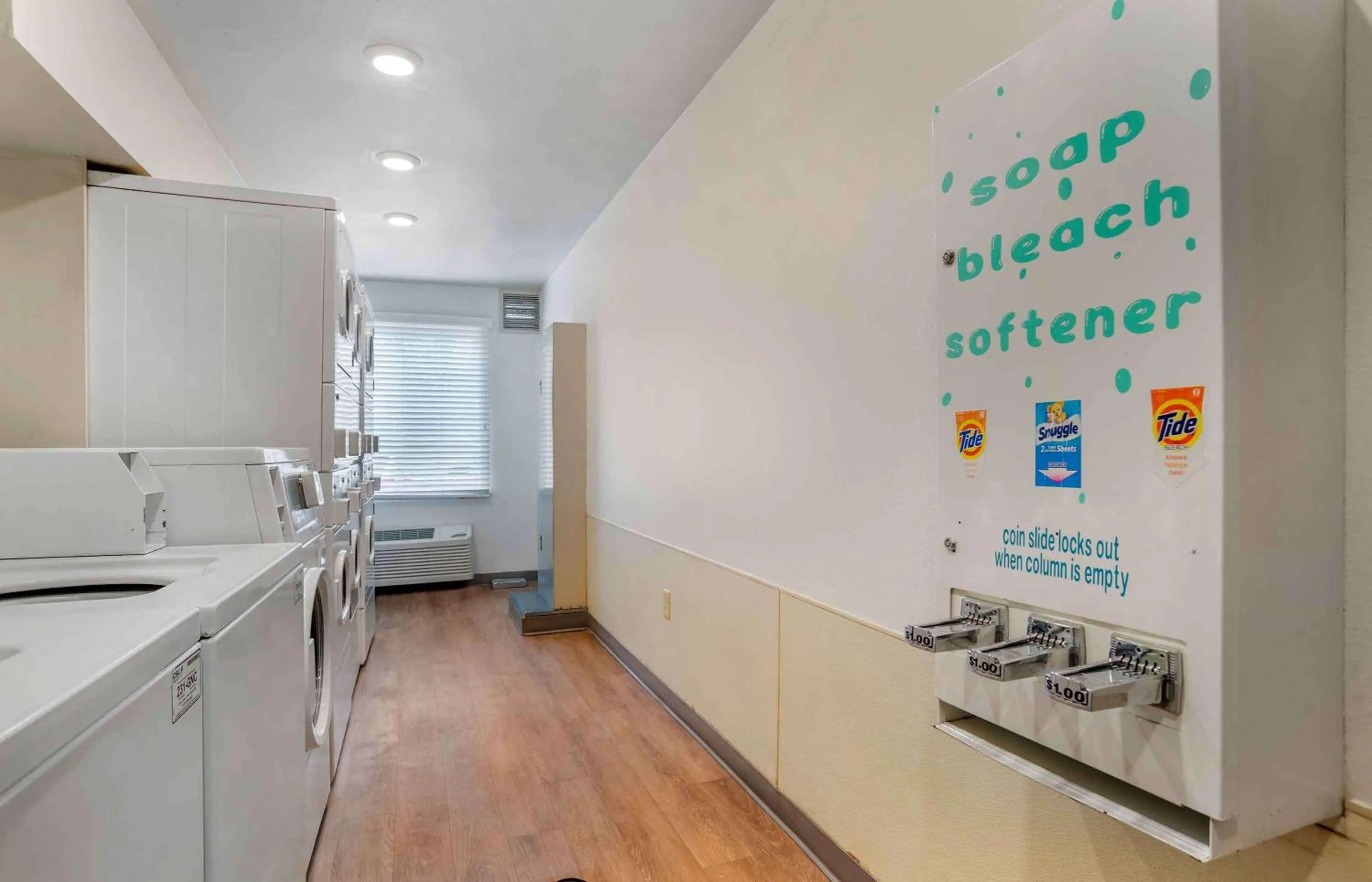 Property building in Extended Stay America Select Suites - Gulfport