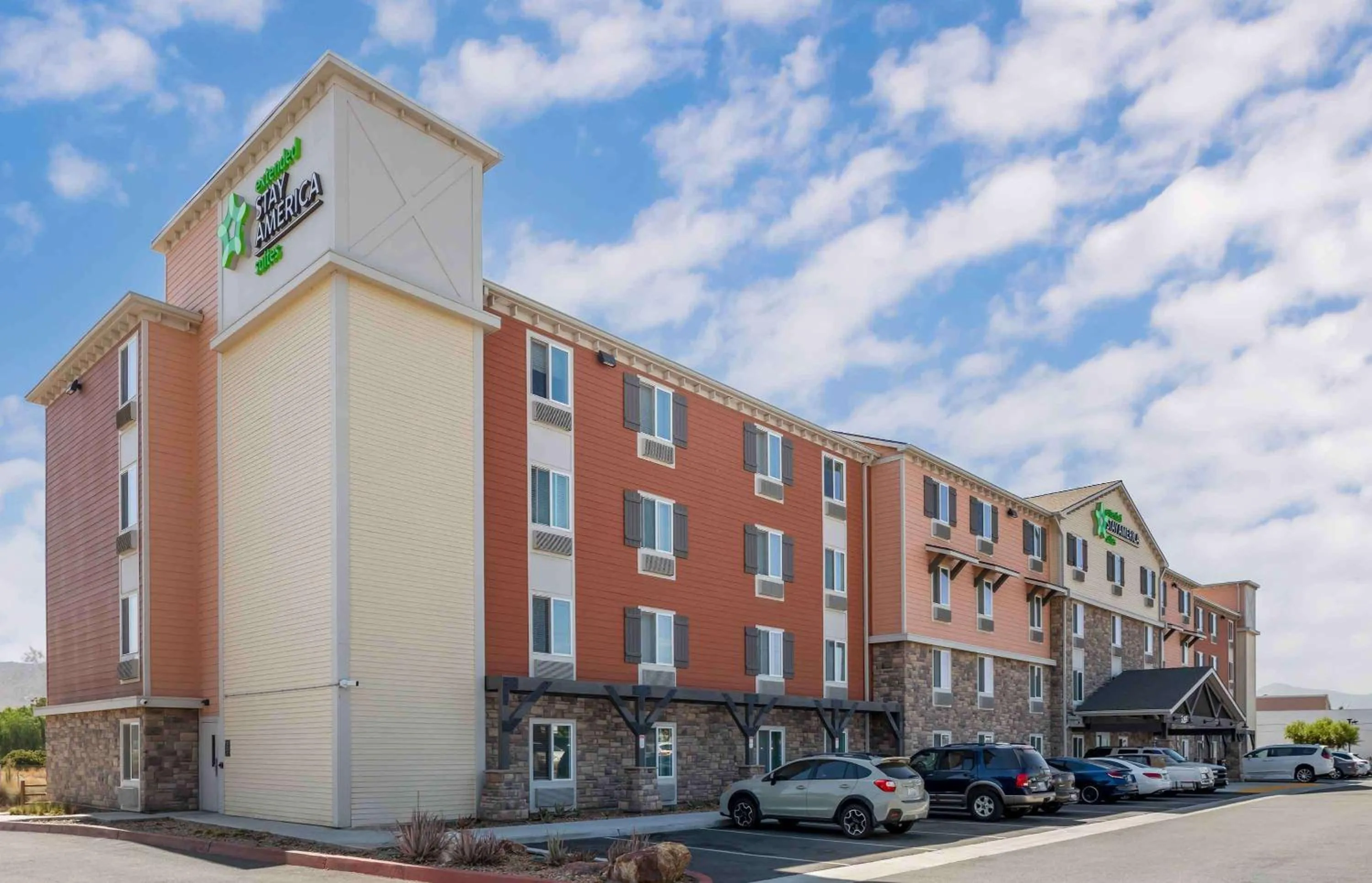 Property building in Extended Stay America Suites - Norco