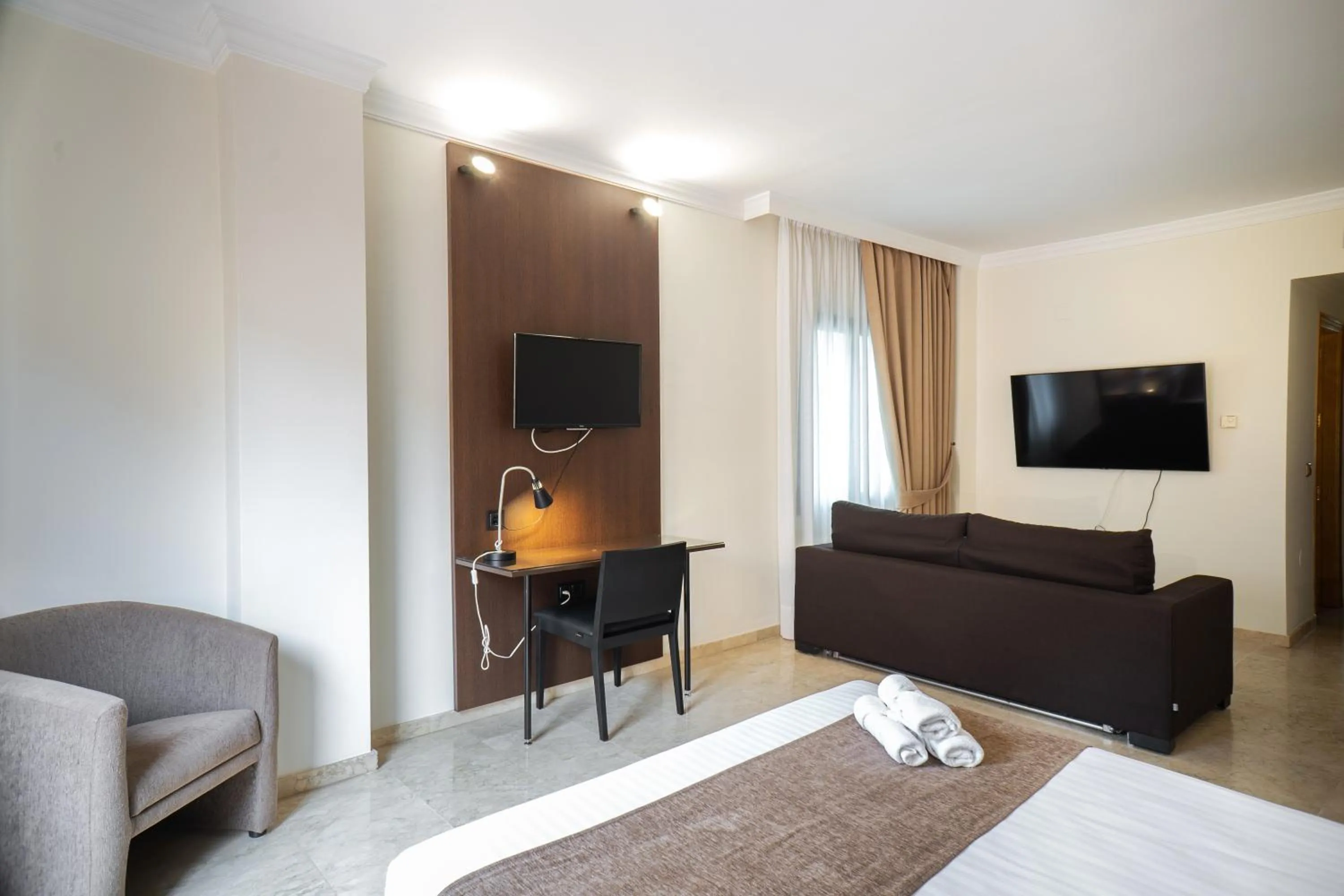 Living room, Bed in Mainake Costa del Sol