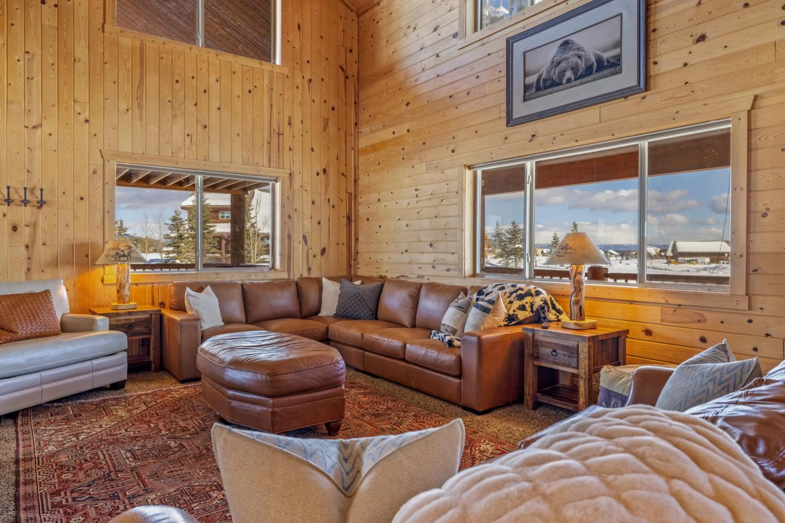 Liberty Lodge by KABINO Hot Tub Air Hockey 3 Living Rooms 7 bedrooms Boat Launch Reservoir ATV Snowmobile Trails WiFi