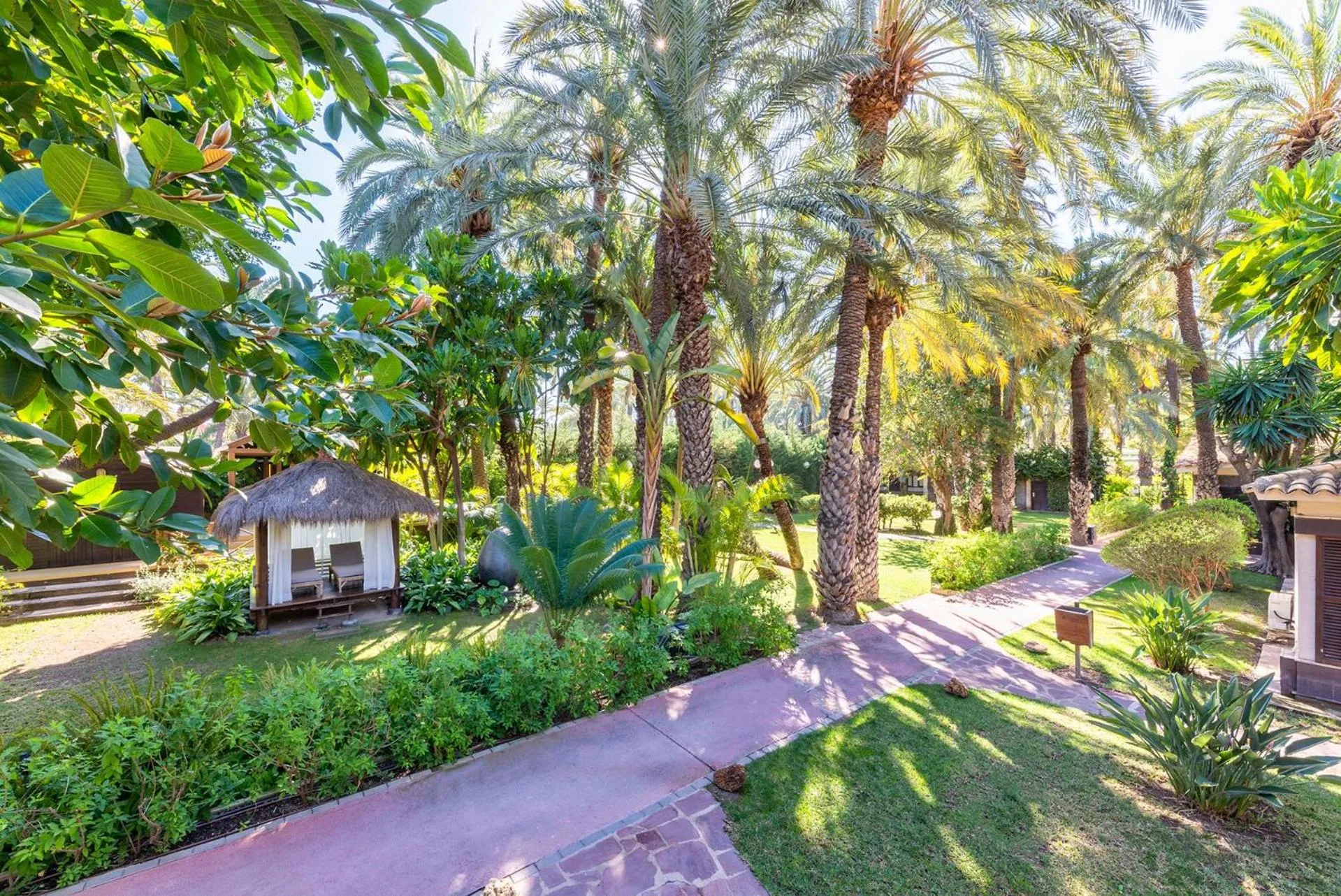 Garden in Hotel Huerto del Cura