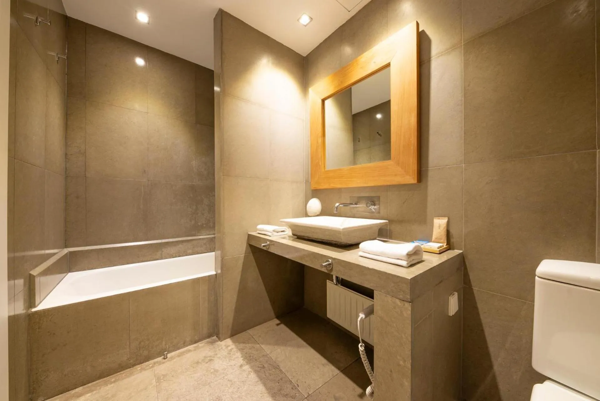 Bathroom in Hotel Huerto del Cura