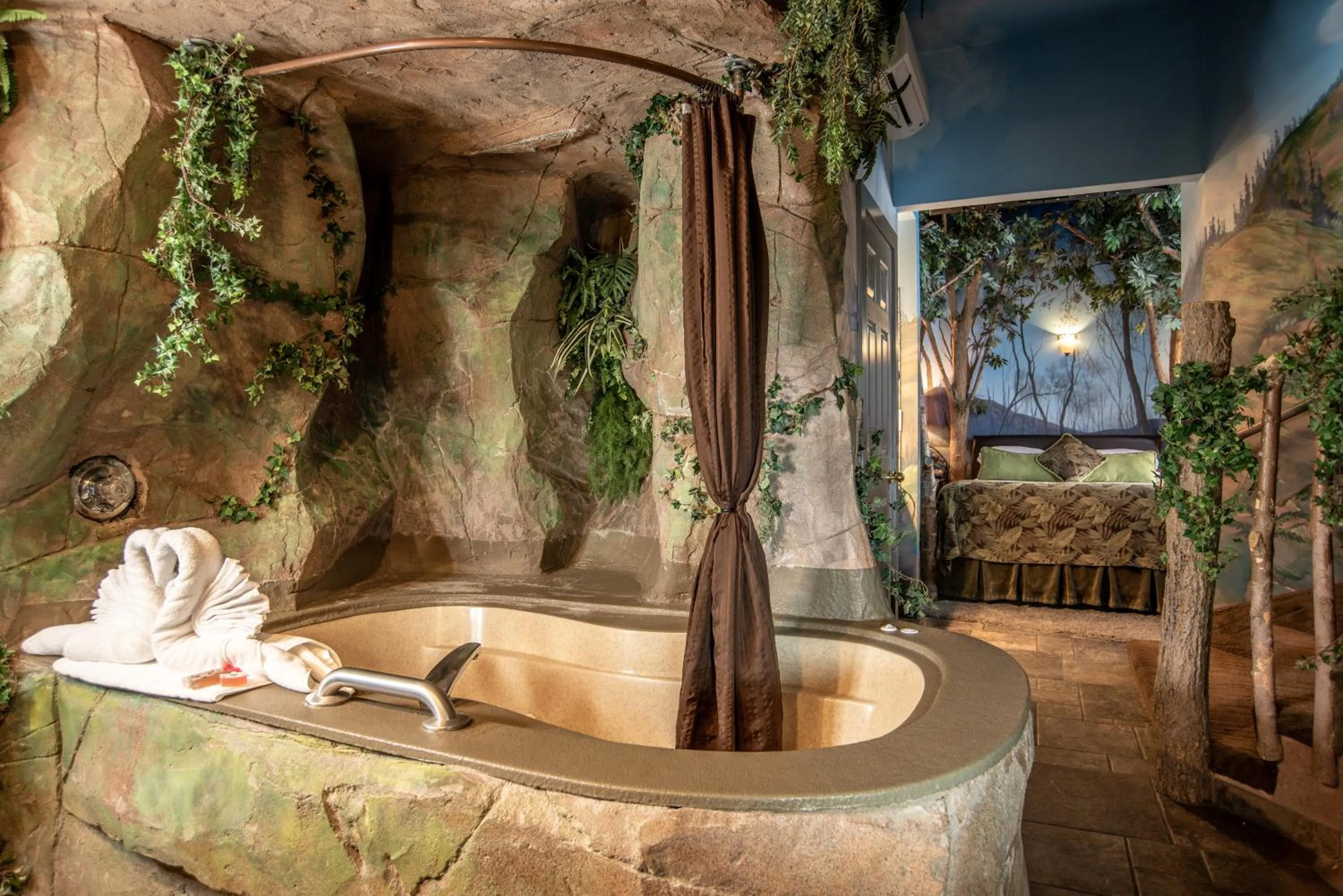 Bathroom in The Anniversary Inn - Fifth South