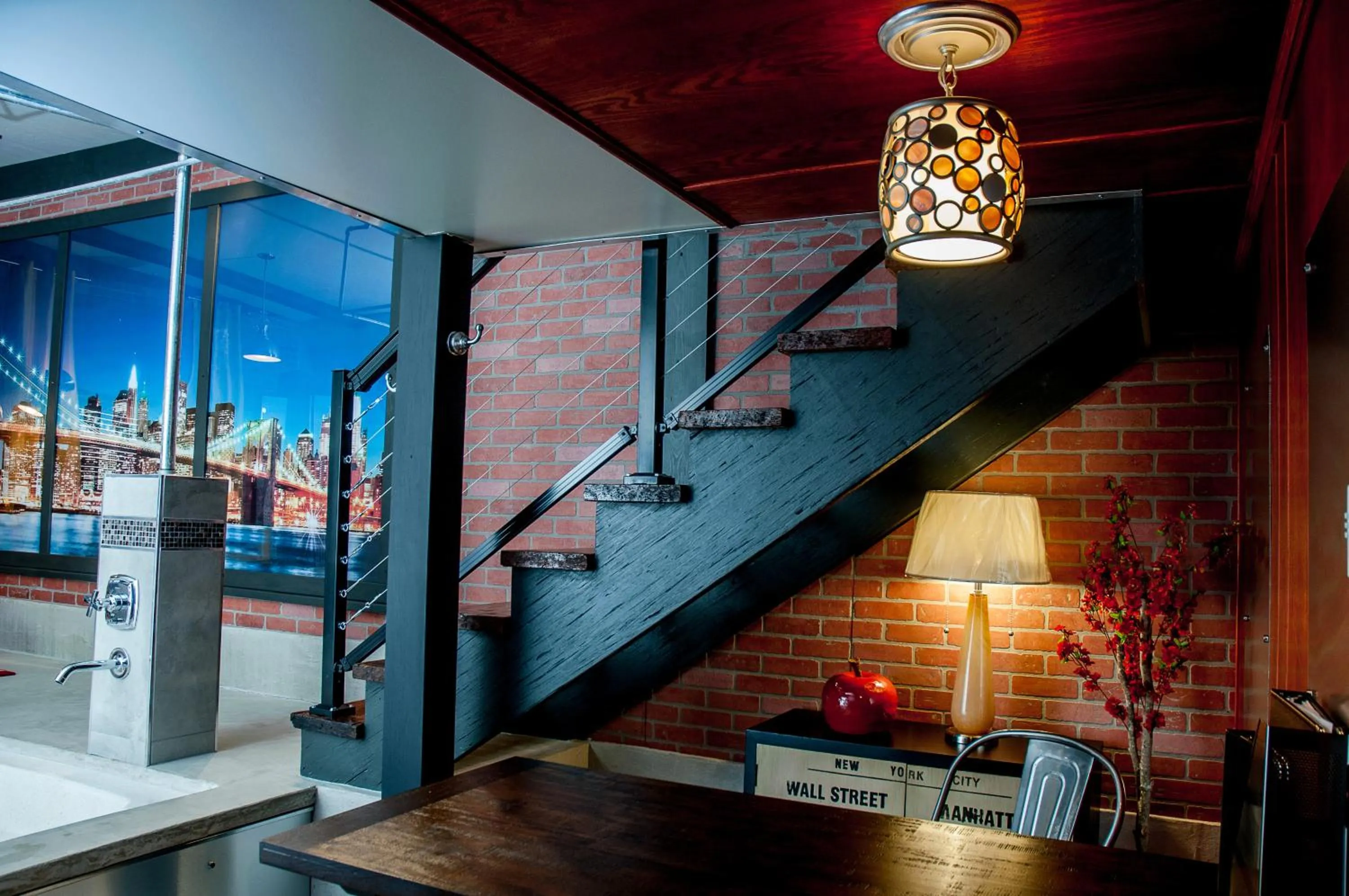 Dining area in The Anniversary Inn - Fifth South