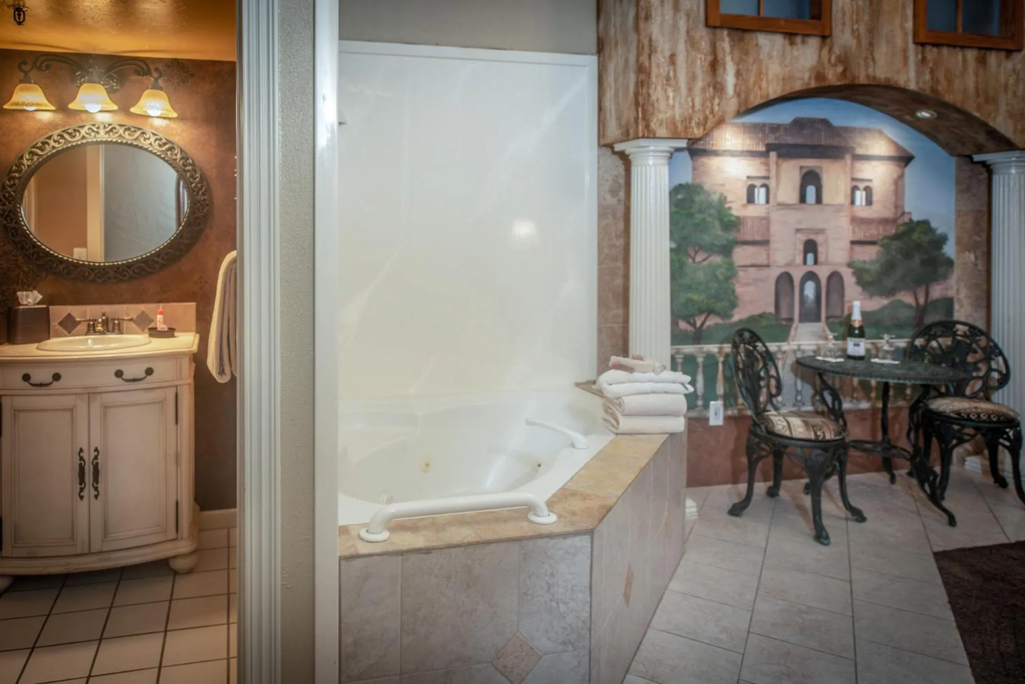 Bathroom in The Anniversary Inn - Fifth South