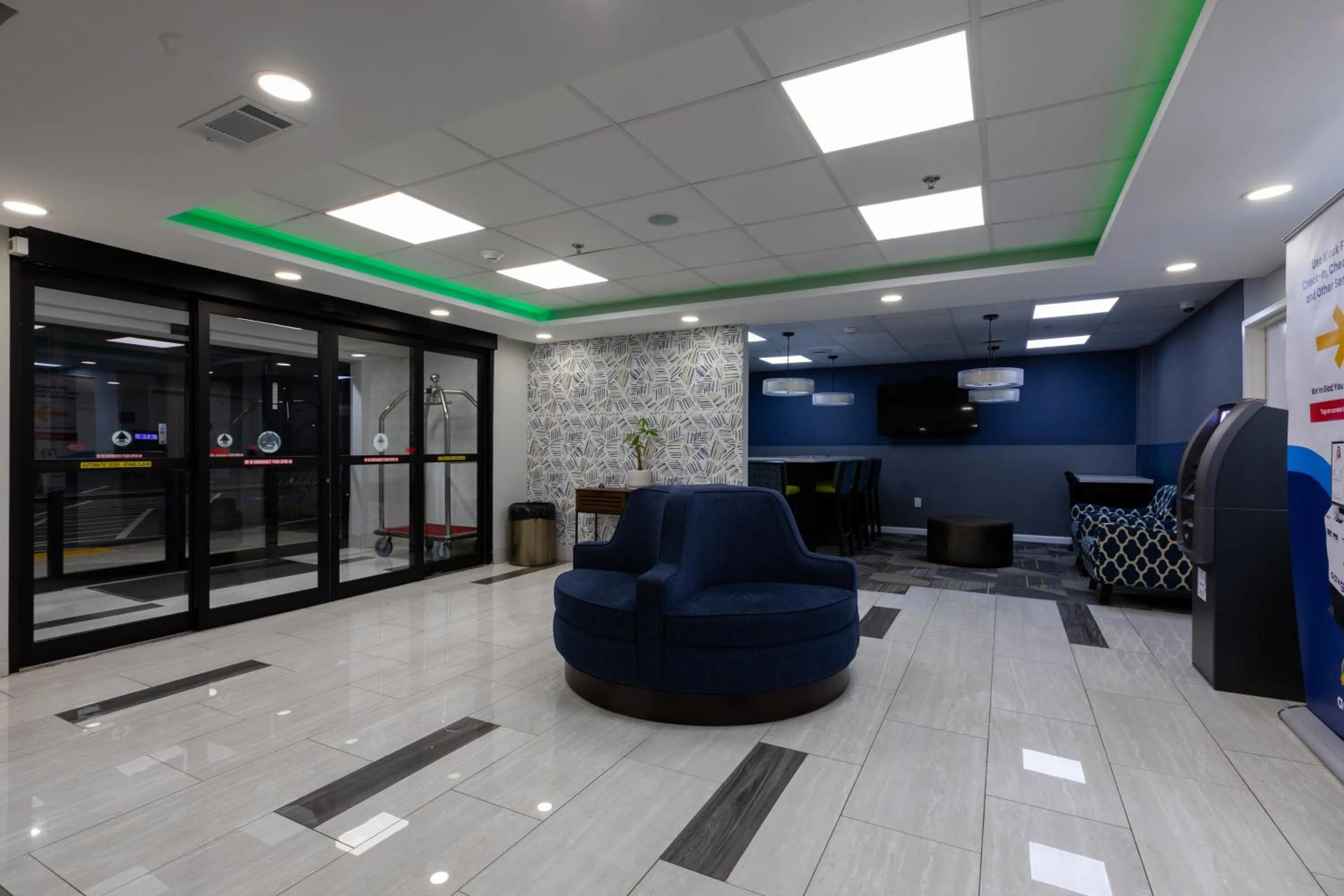 Seating area in Hotel Weston