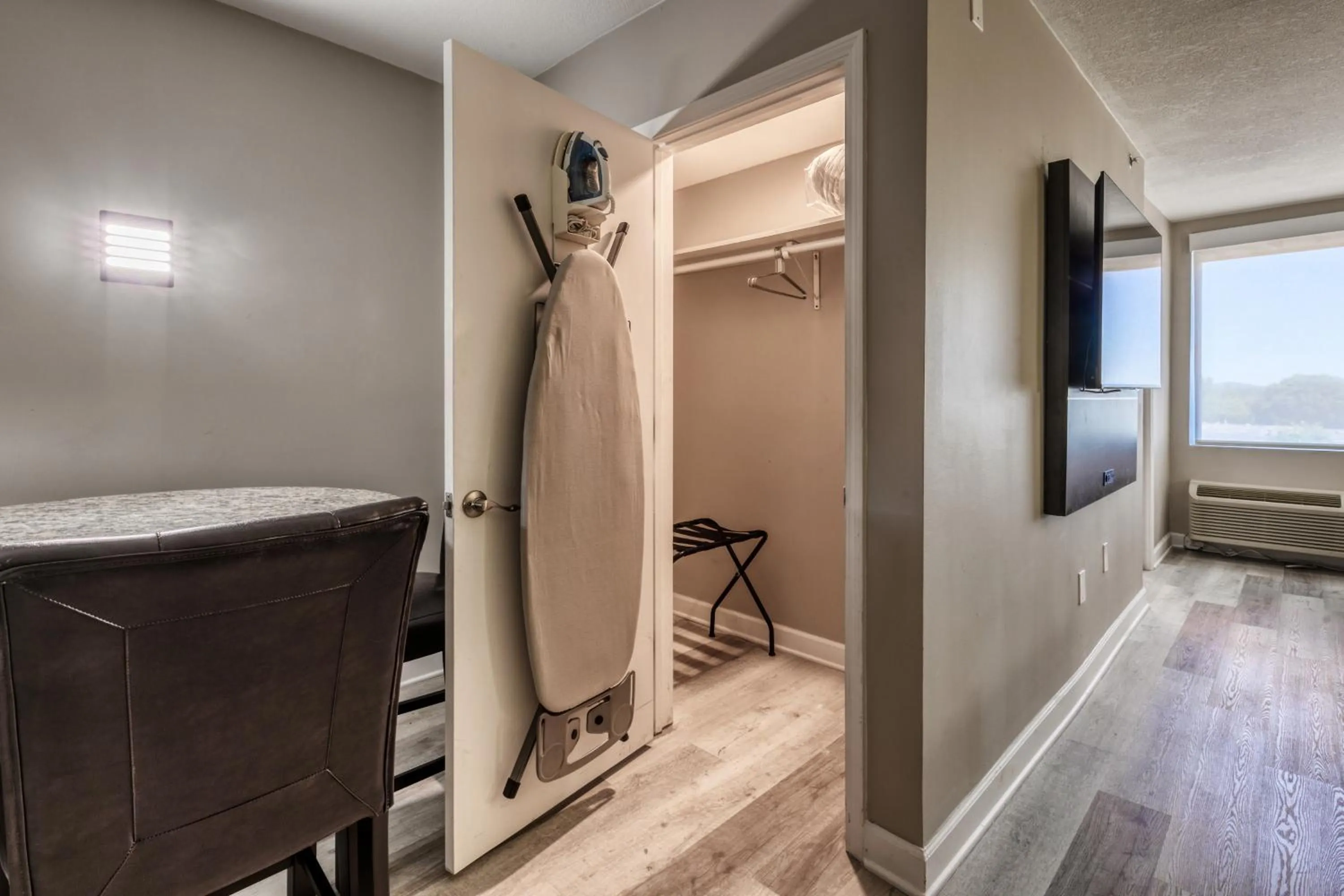 wardrobe in Hotel Weston