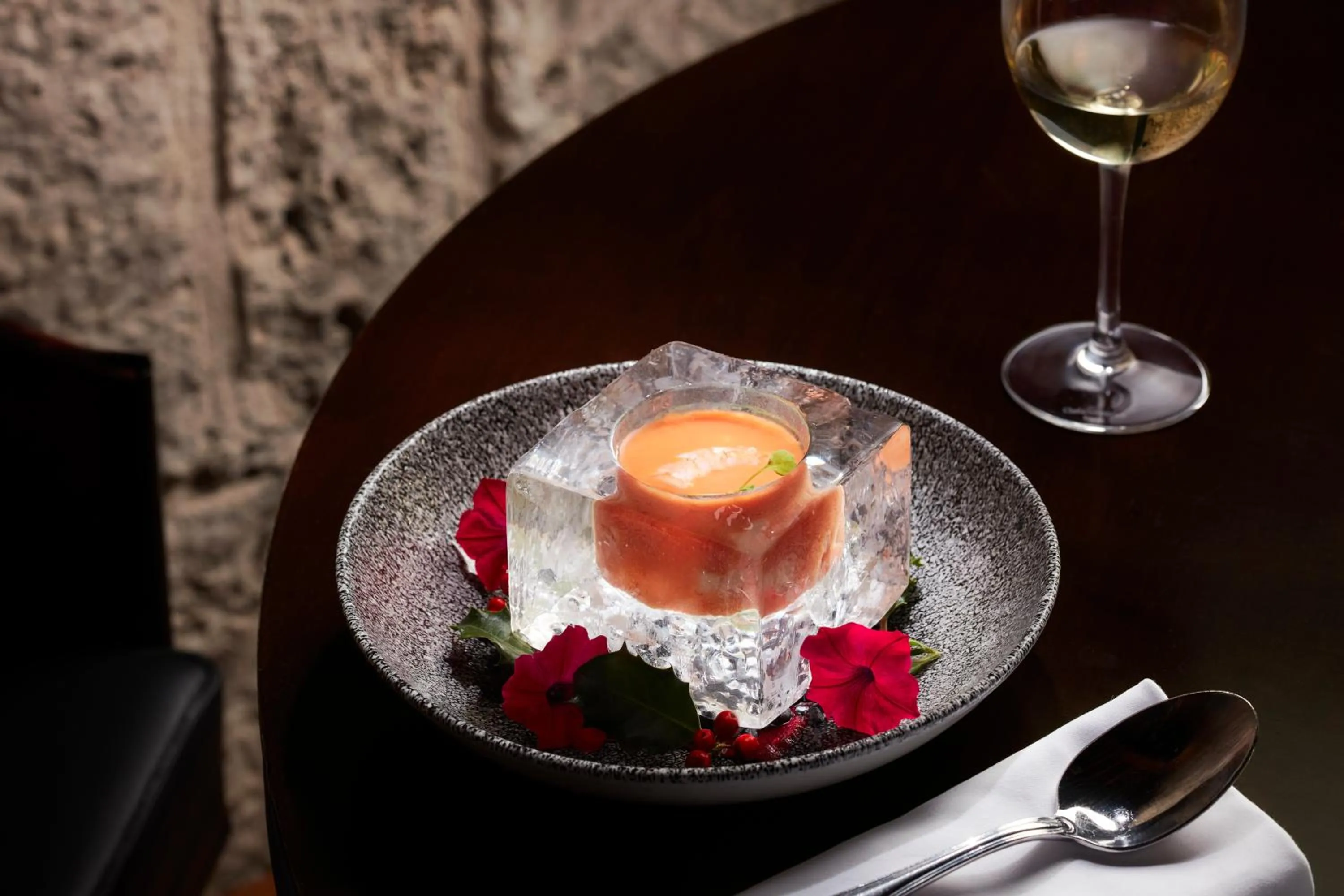 Restaurant/places to eat in NH Collection Palacio de Burgos