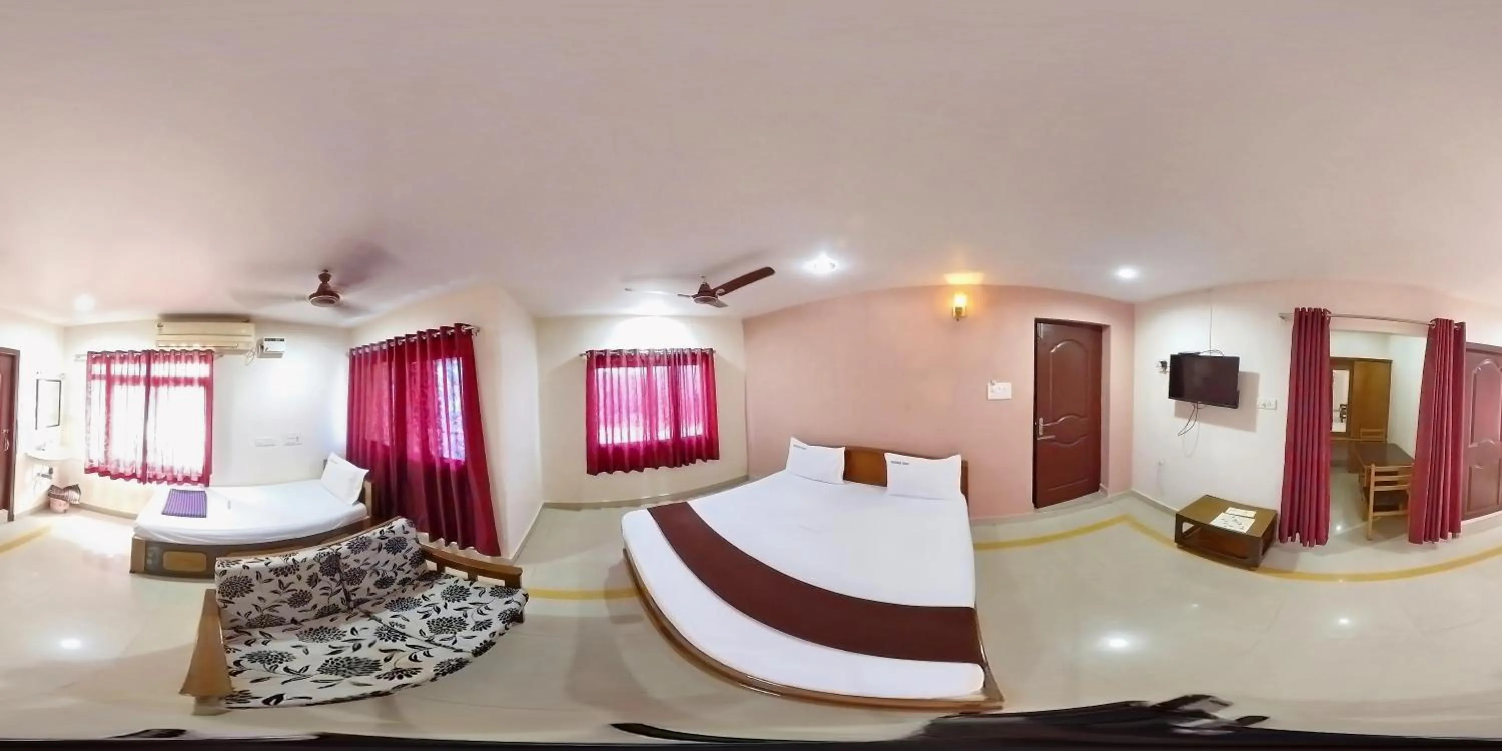 Bed in Marudhan Grand