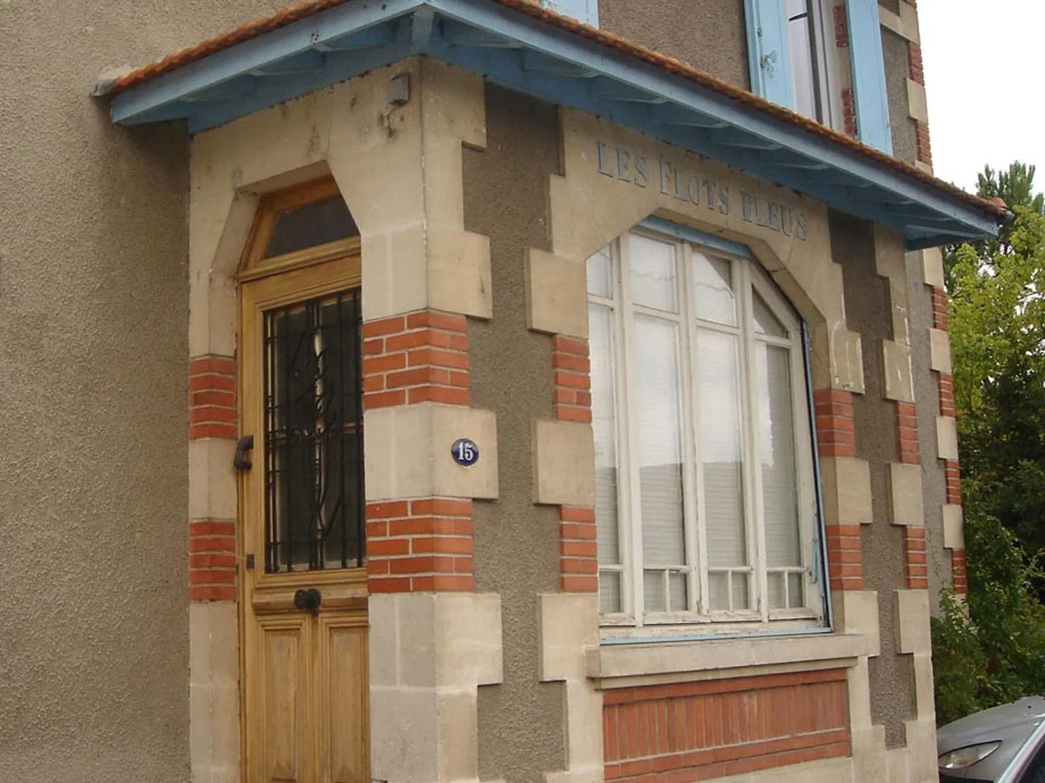 Property building in Les Flots Bleus