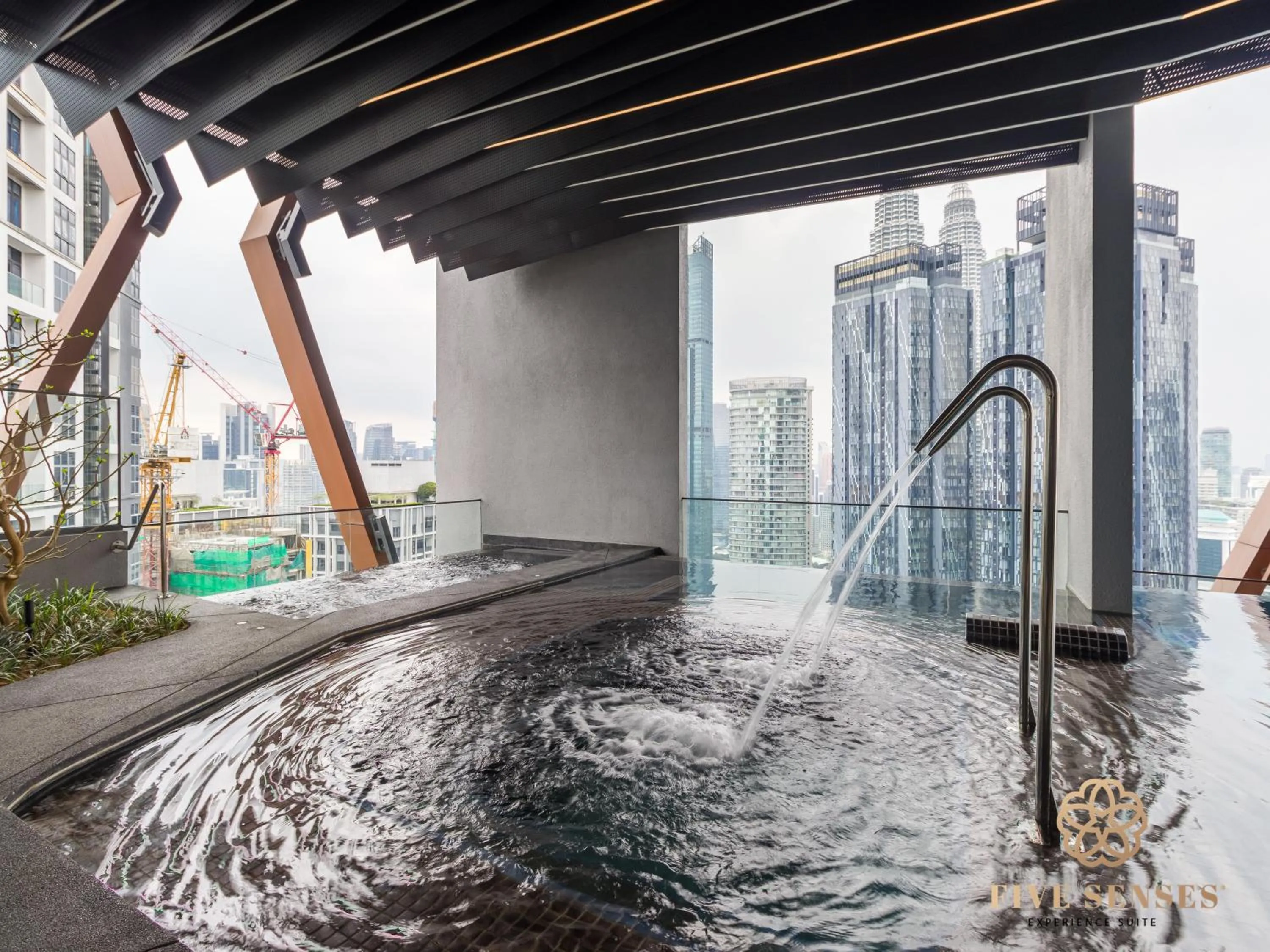 Swimming pool in Scarletz Suites Kuala Lumpur, Five Senses