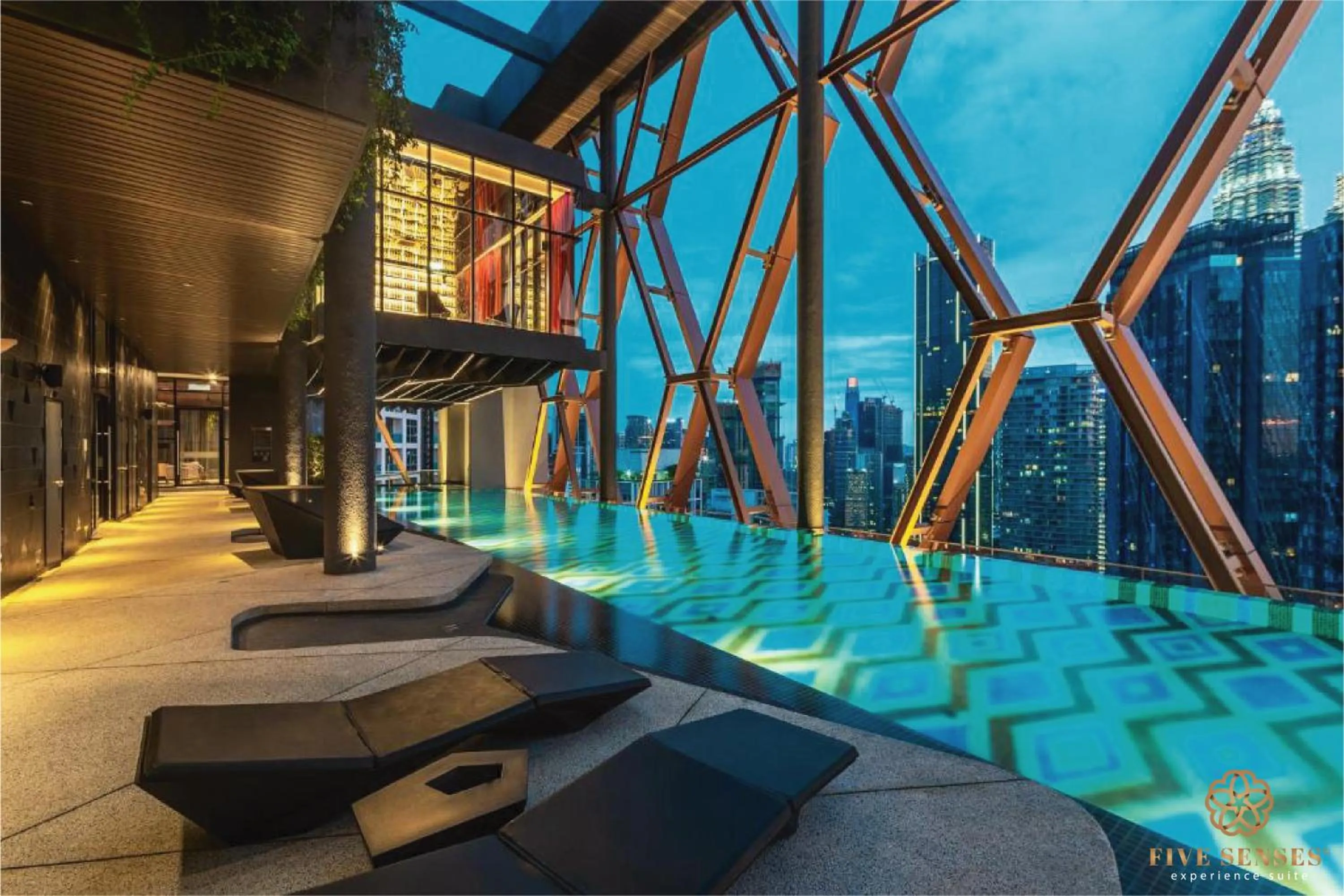 Swimming pool in Scarletz Suites Kuala Lumpur, Five Senses