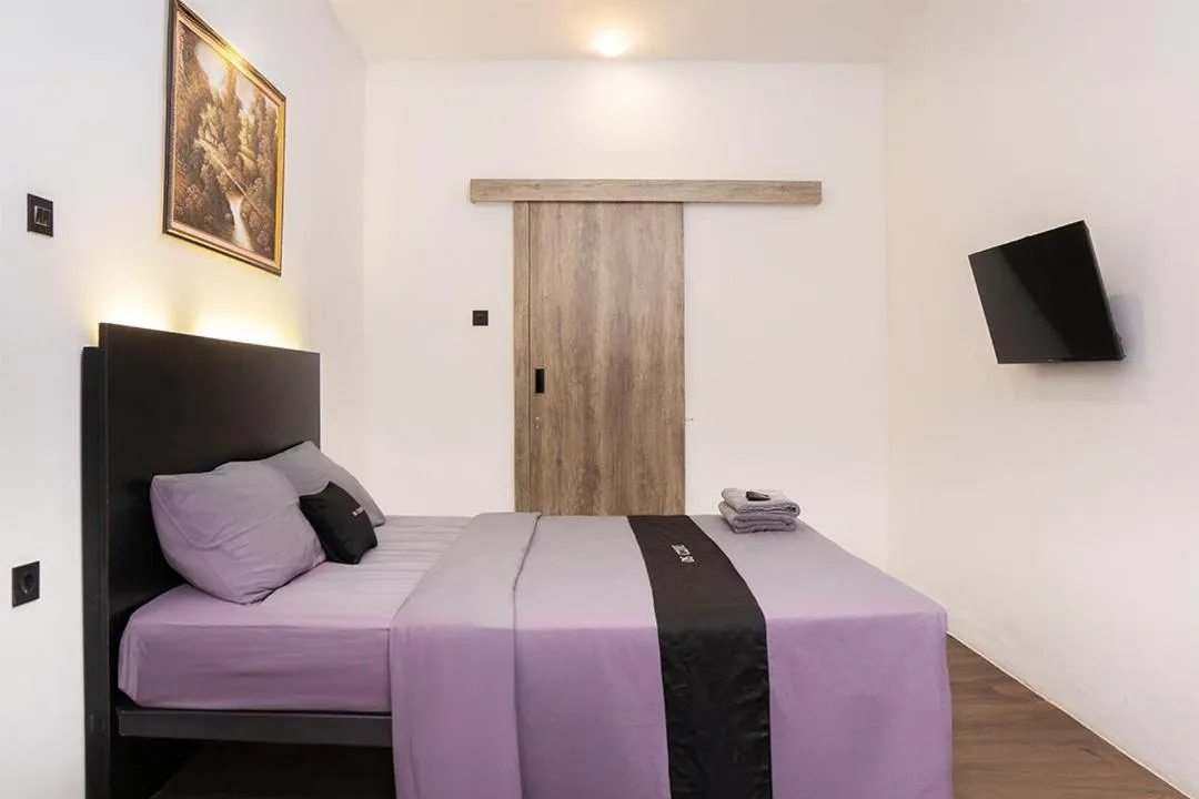 Bed in DS Colive Sinabung