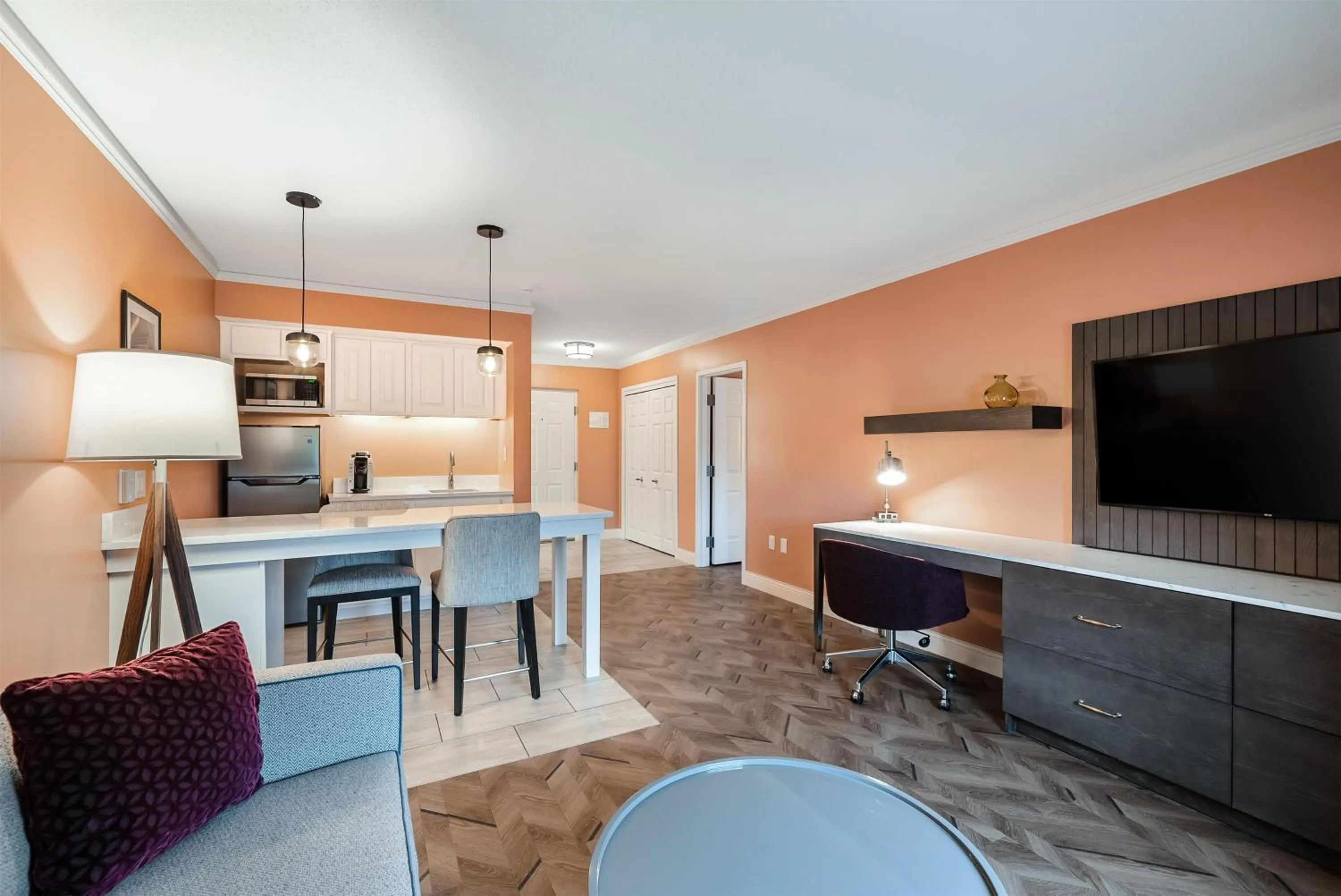 Photo of the whole room in The Inn at Lewisburg, BW Signature Collection