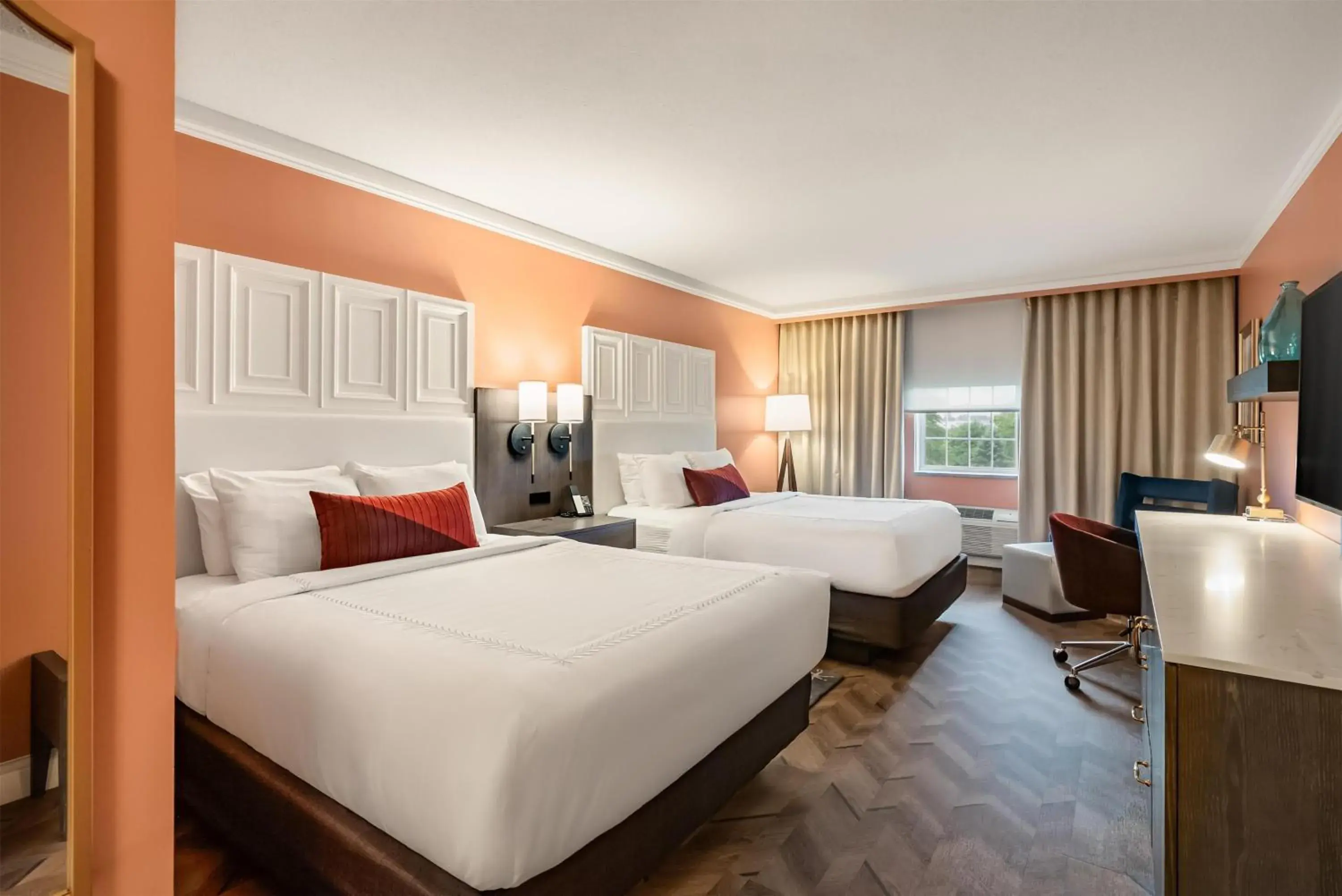 Queen Room with Two Queen Beds - Non-Smoking in The Inn at Lewisburg, BW Signature Collection Queen Room with Two Queen Beds - Non-Smoking in The Inn at Lewisburg, BW Signature Collection