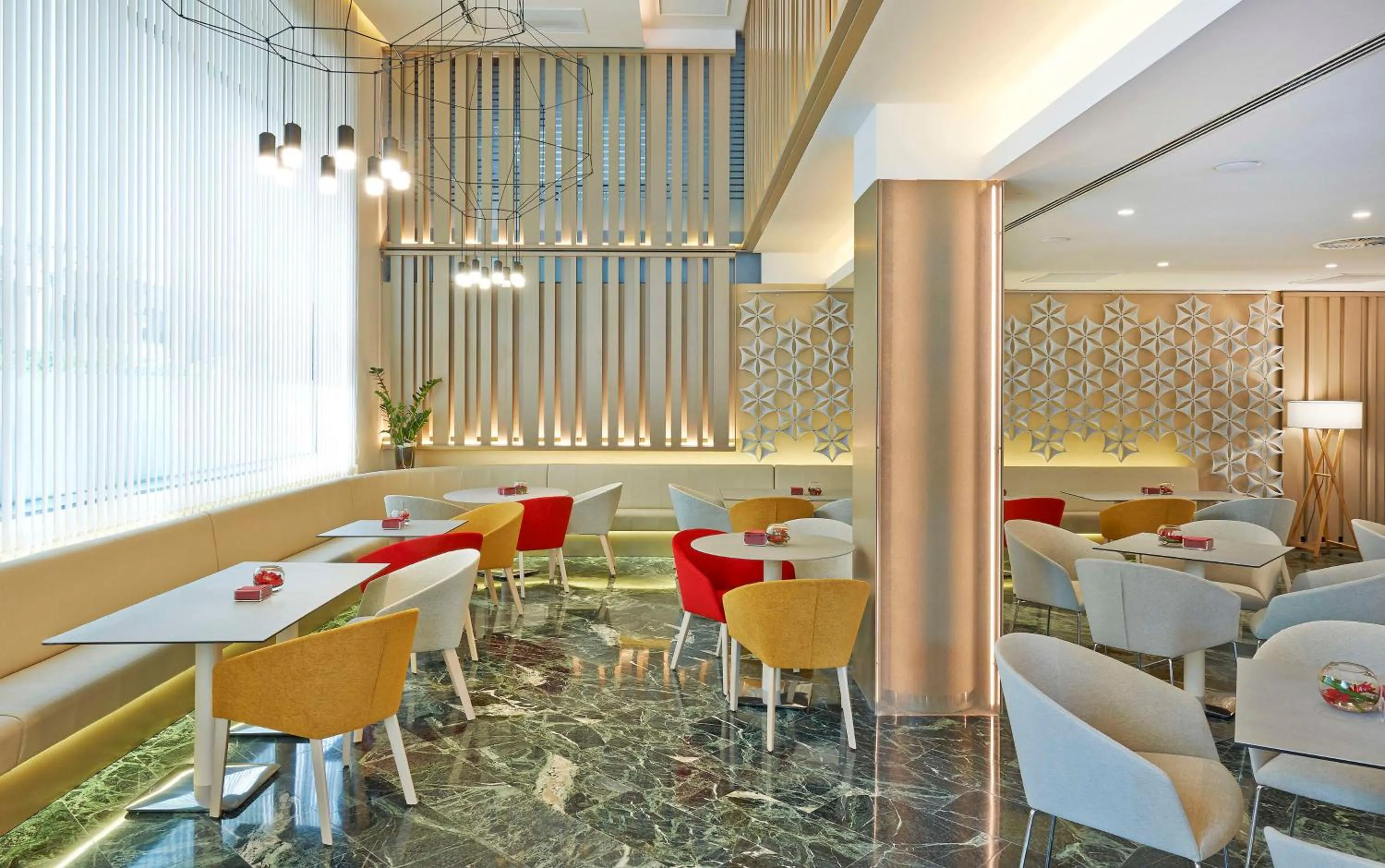 Restaurant/places to eat in NH Collection Barcelona Podium