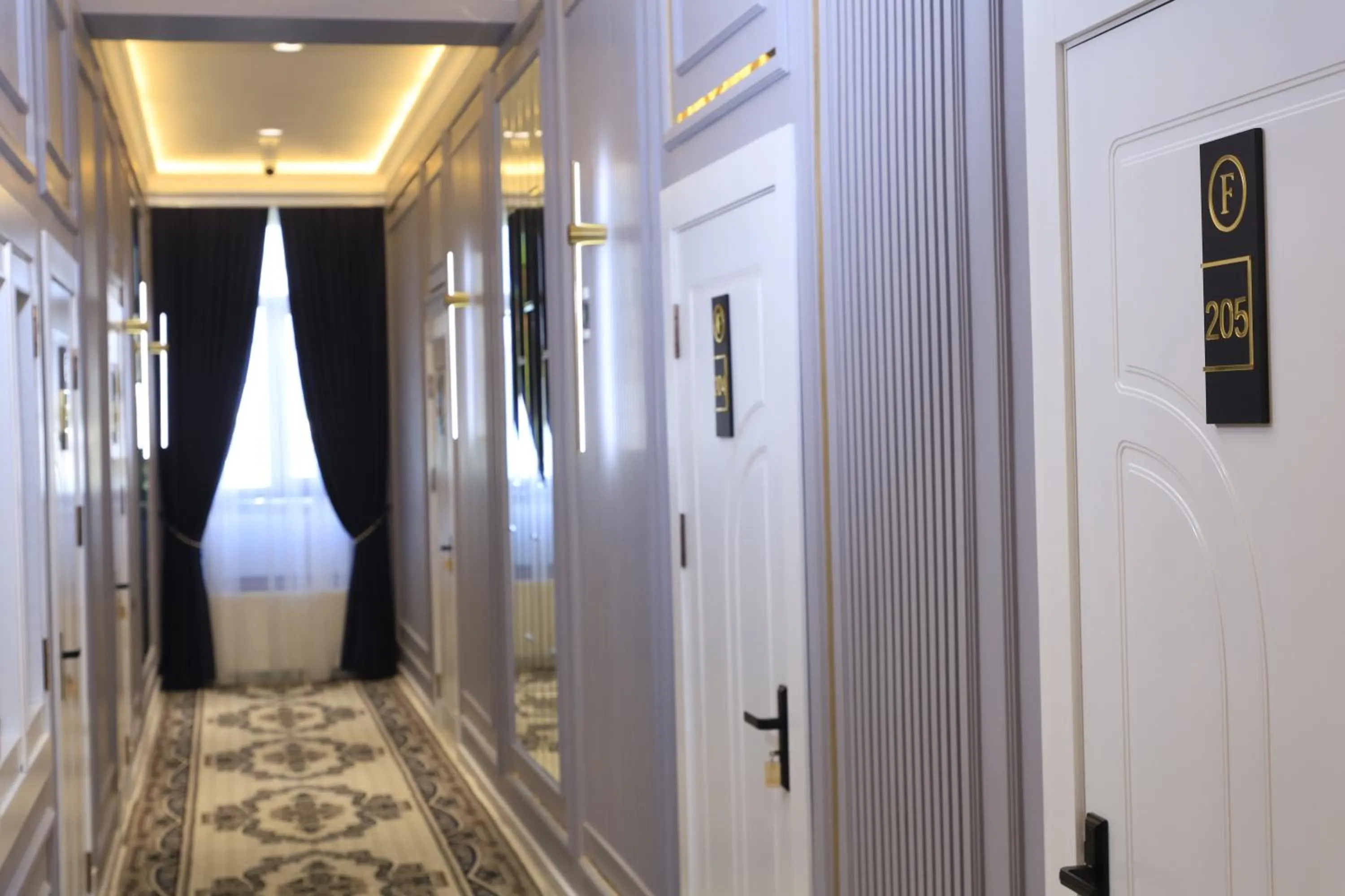 Decorative detail in FIRDAVS HOTEL