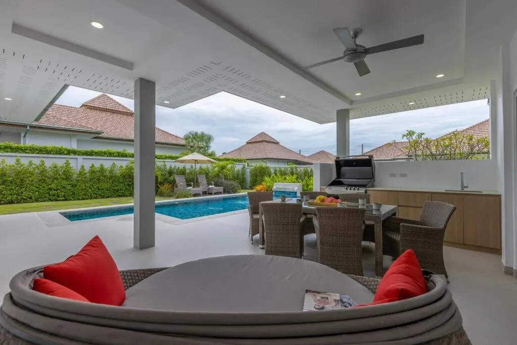 Private 3 Bedroom Pool Villa MS22