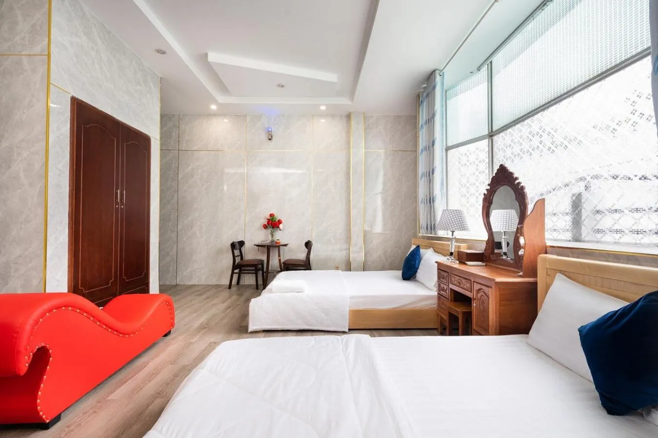 Photo of the whole room, Bed in Khách Sạn Tràng An