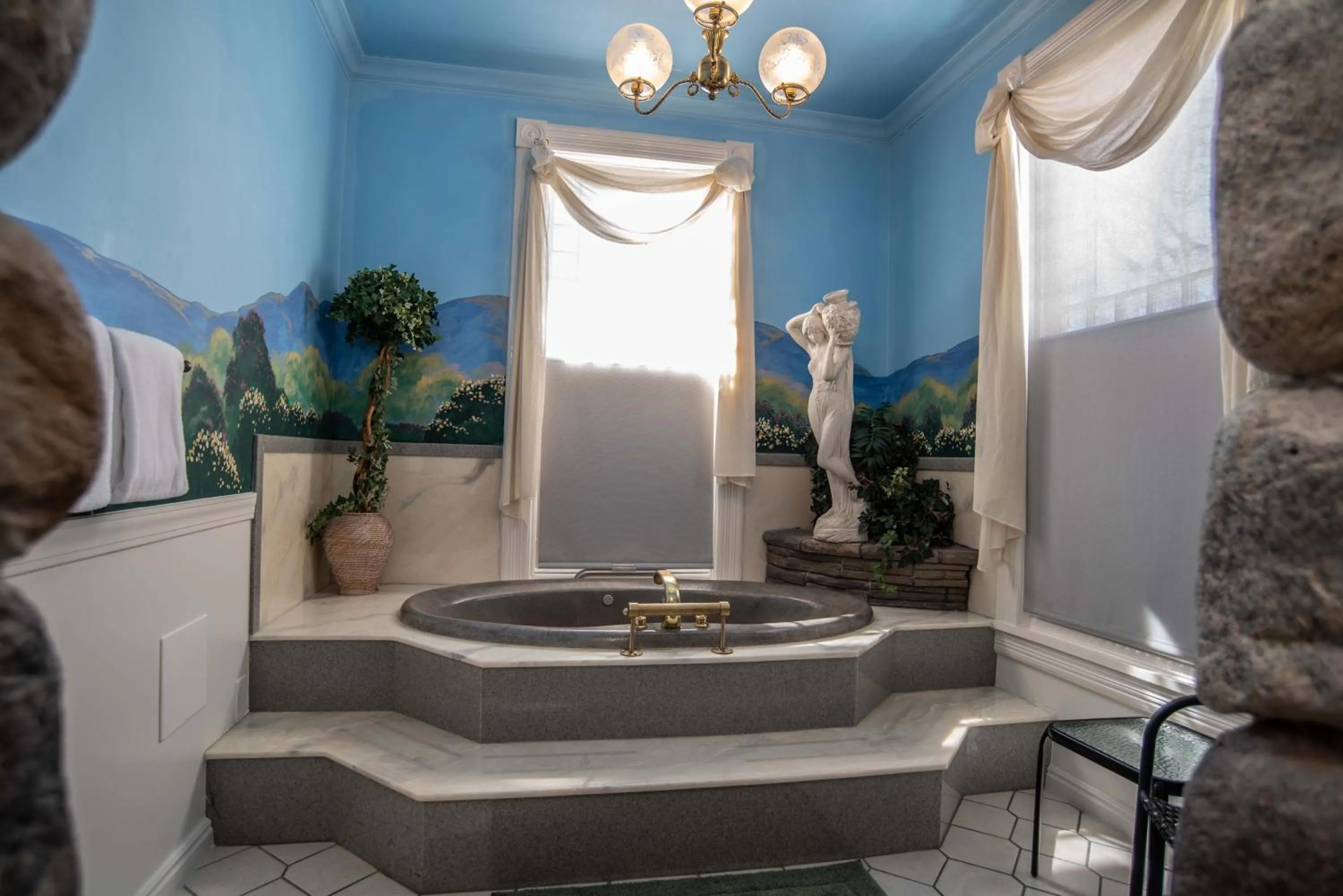 Bathroom in The Anniversary Inn - South Temple