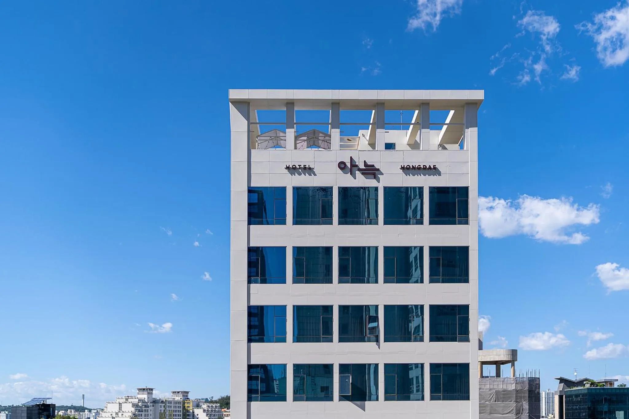 Property building in Aank Hotel Hongdae