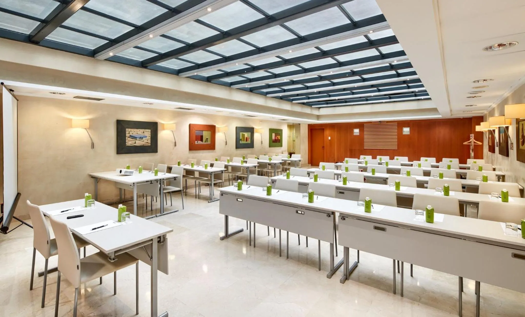 Meeting/conference room in Sercotel Cornellà Barcelona