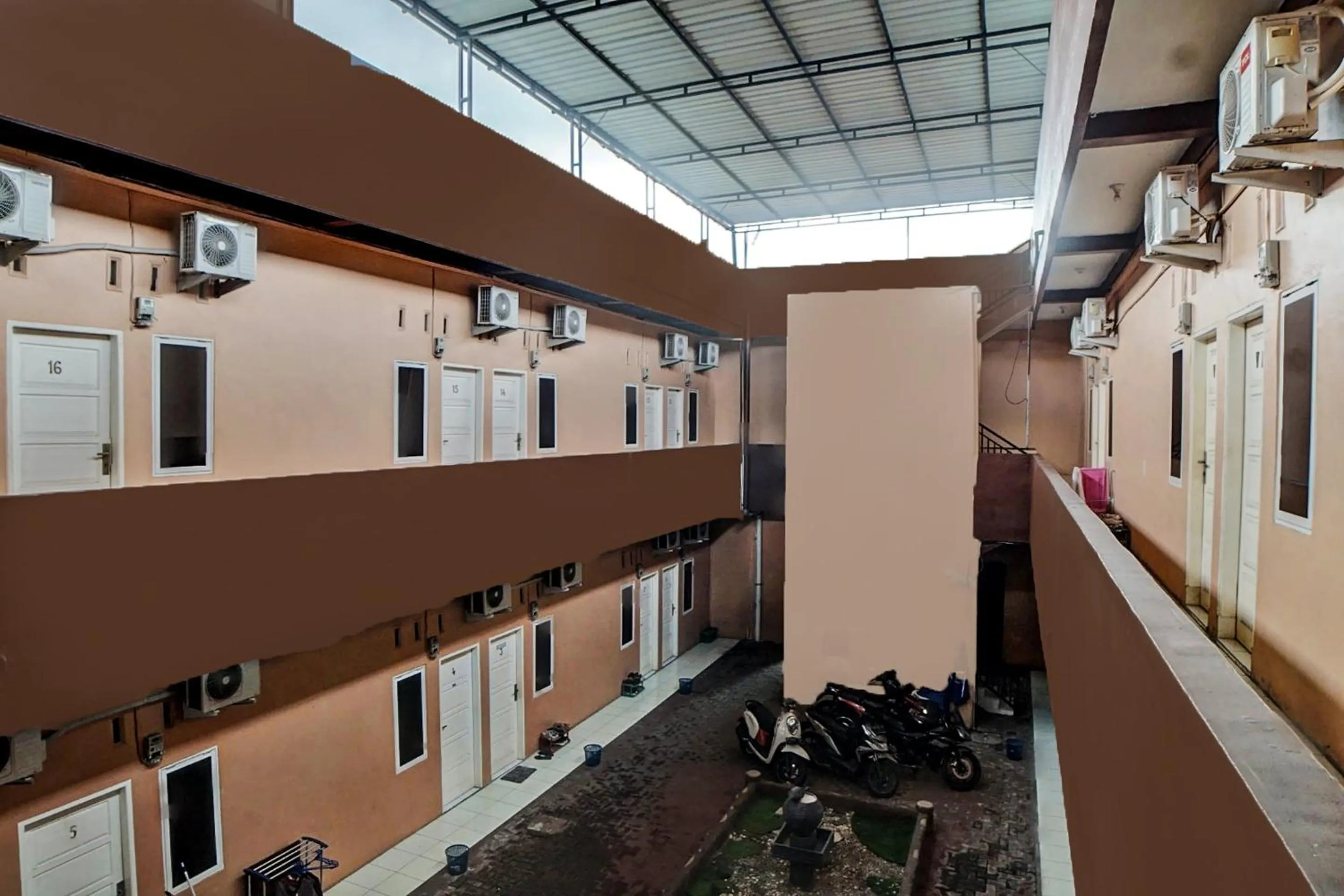 Lobby or reception in Hotel O N Guesthouse