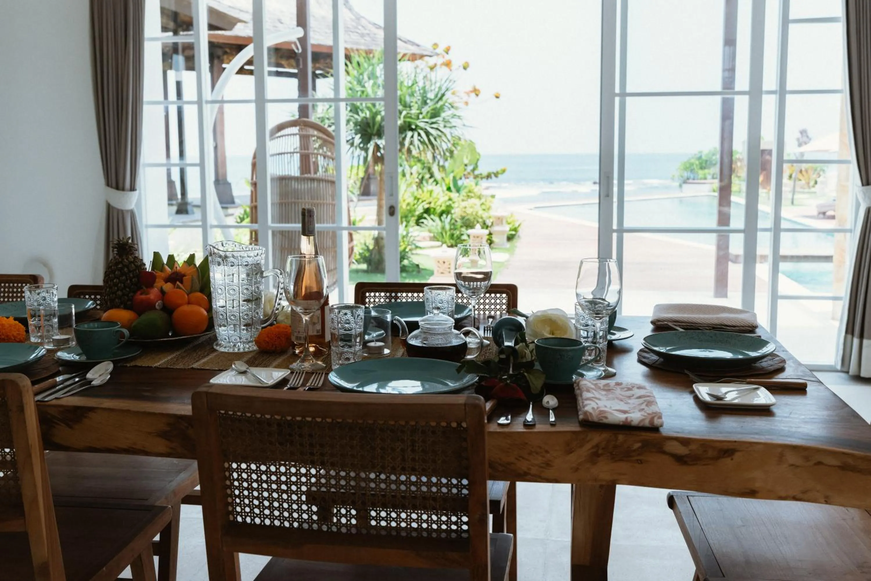 Food and drinks in Ketewel Beach Villas and Spa