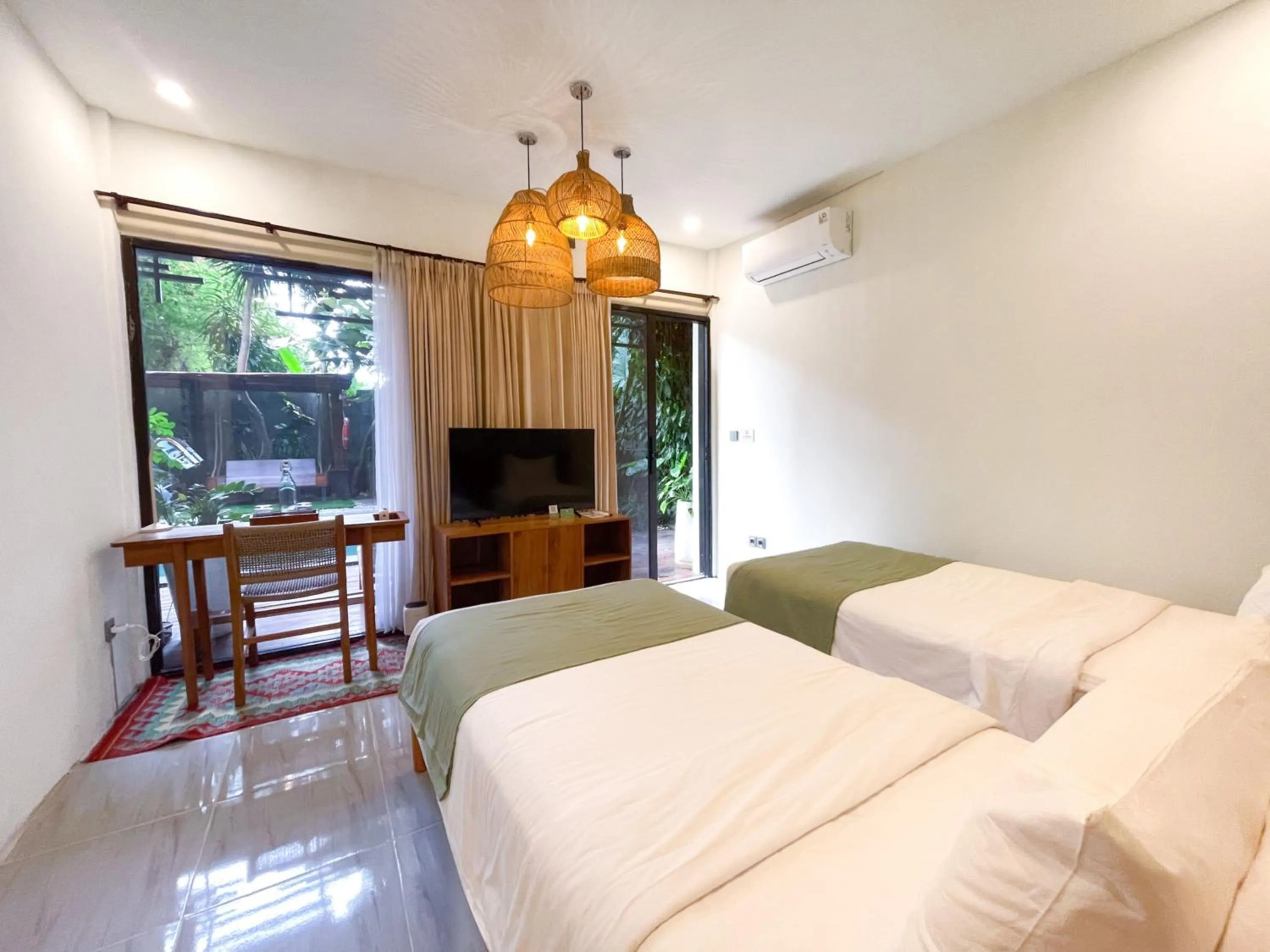 Bedroom, Bed in Leafy Home Canggu